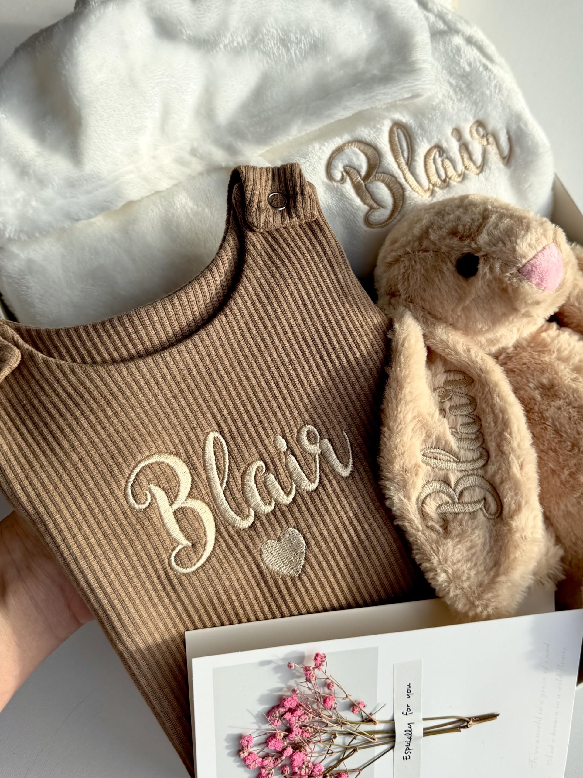 Personalised Baby Gift Set with Box or Without for Baby Boy or Baby Girl, Perfect for Baby Shower Gifts & Christenings with Gift Message Card Ready to Gift (Option 1, 0-3 Months)