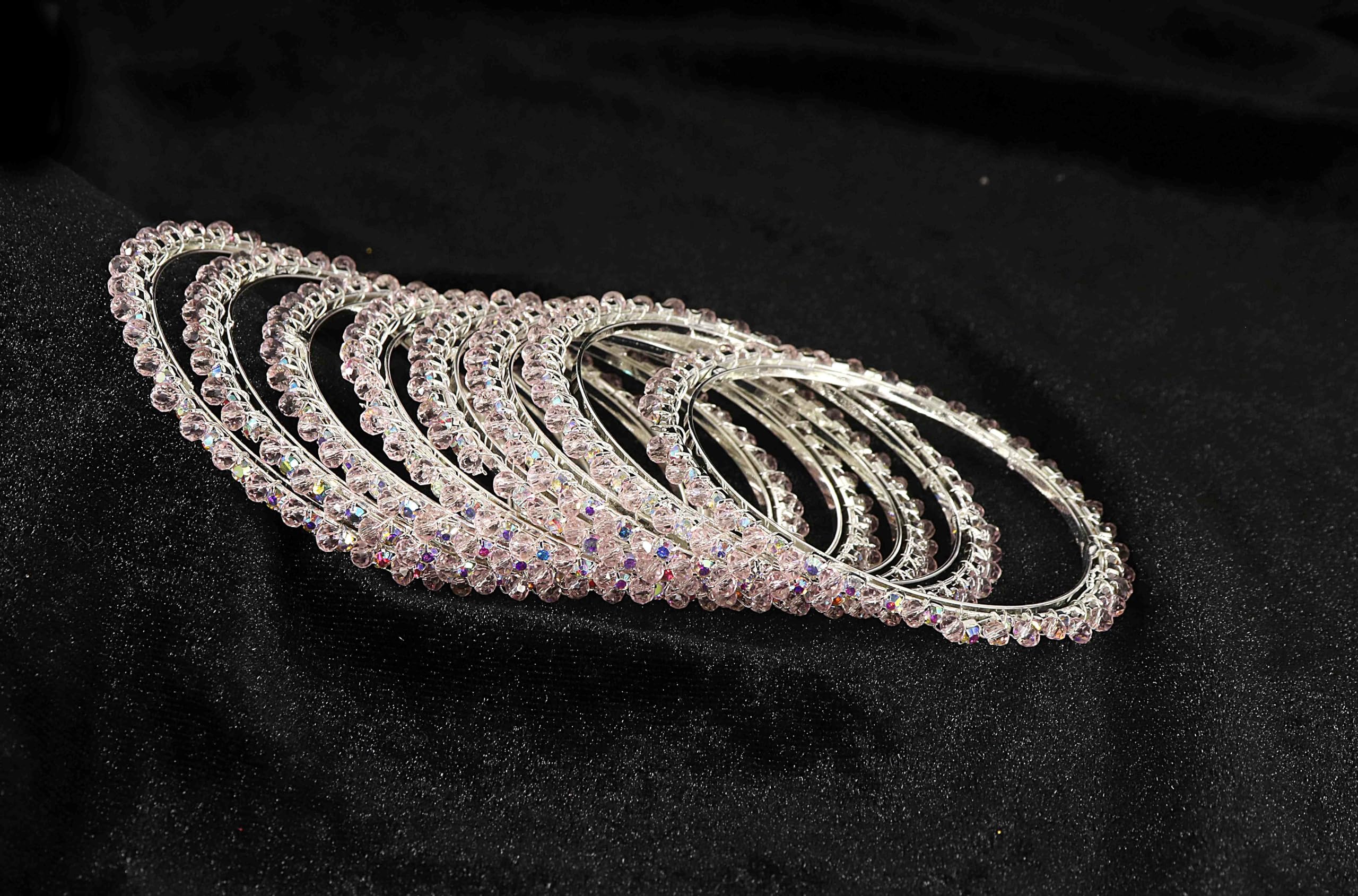 NMII Elegante set di bracciali in lega di metallo con zirconi e perline borchiate per donne e ragazze | Braccialetti in metallo fantasia | Set di braccialetti da donna per matrimonio, festa