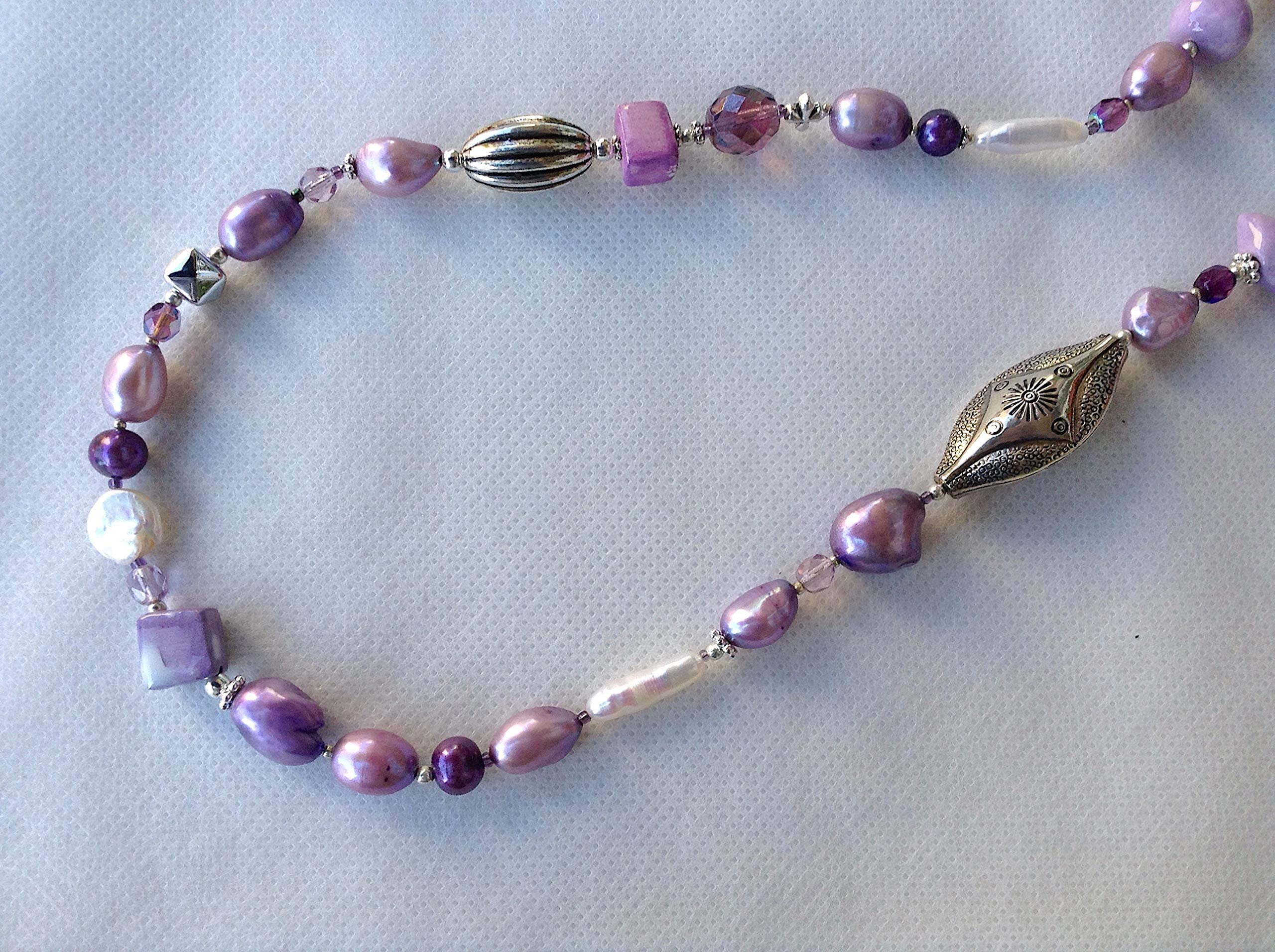 Gioielli d'Artista di Chiara Bo Collana Viola lunga in Perle Pensée
