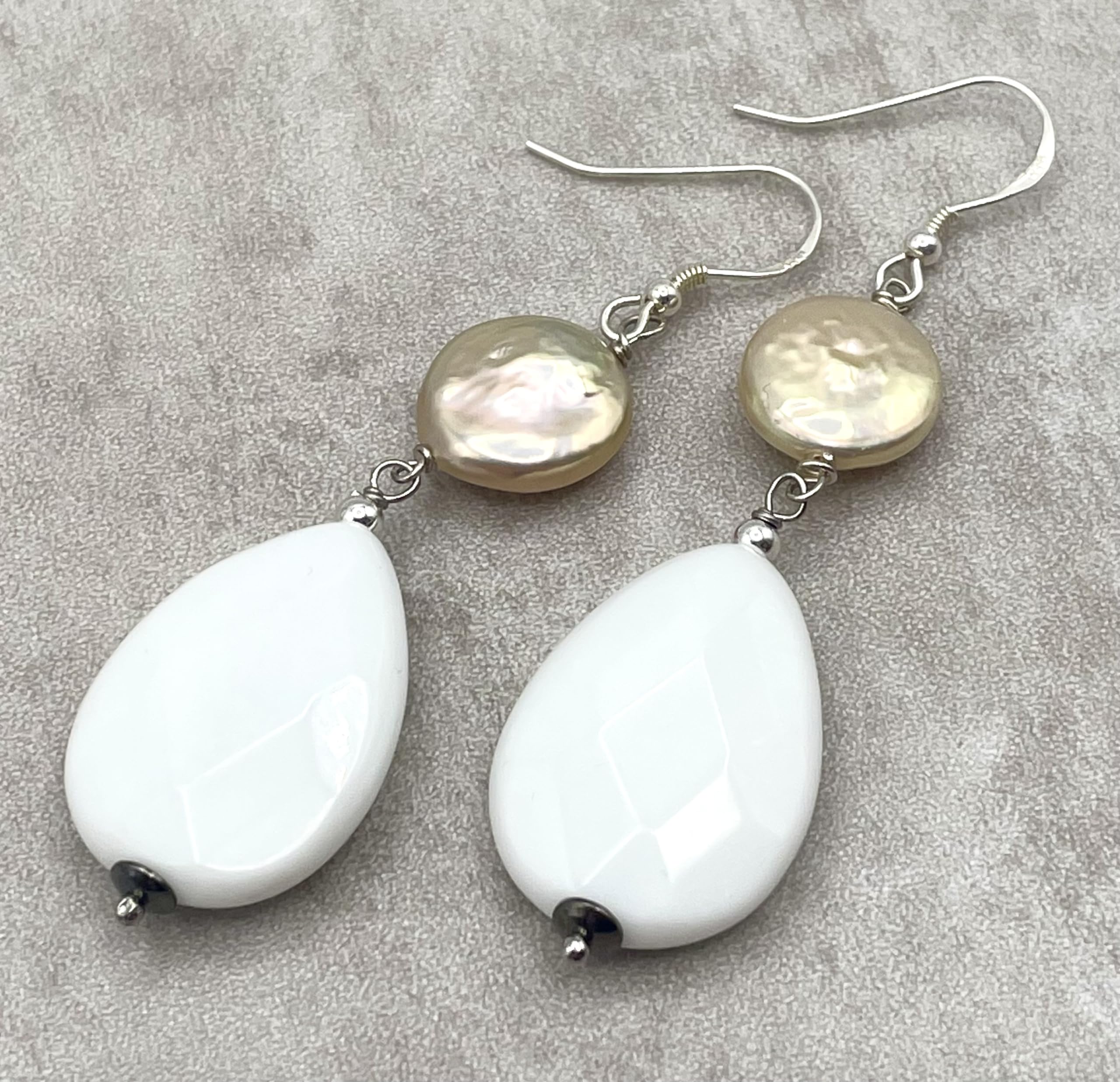 Orecchini con Agata Bianca e Perle Rosa, Pendenti Lunghi, Argento 925, Gioielli Pietre Dure, Bijoux Estate, Regalo Compleanno per Donne