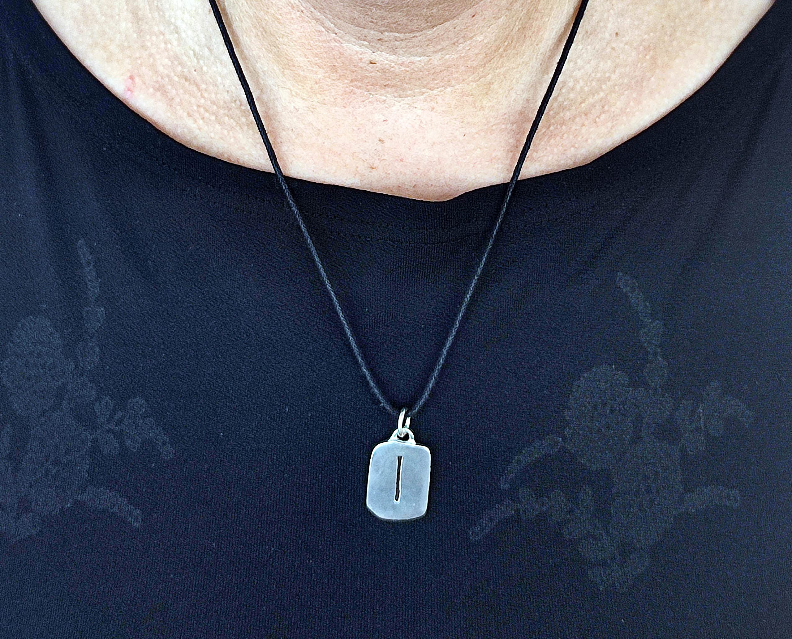 Kiss of Leather Runen Anhänger Isa aus 925 Sterling Silber Nr. 307