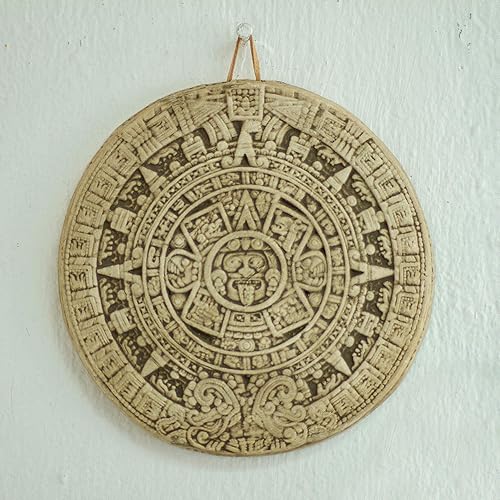 Miniatura 2 de NOVICA Calendario arqueológico de Adviento con placa de cerámica, gris, calendario azteca beige pequeño