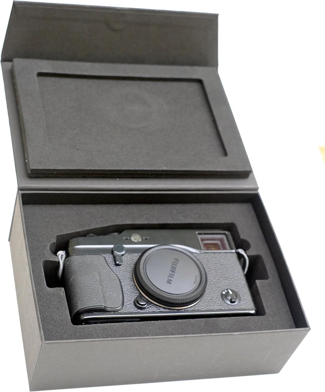 Fujifilm X-PRO1, Fotocamera Digitale 16 MP, Sensore CMOS X-Trans APS-C, Ottiche Intercambiabili, Mirino Ibrido