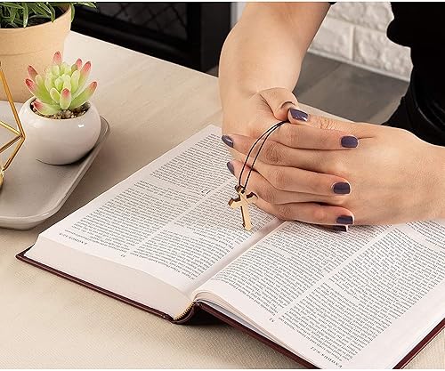 Miniatura 3 de 36 collares de cruz de madera, color madera natural.