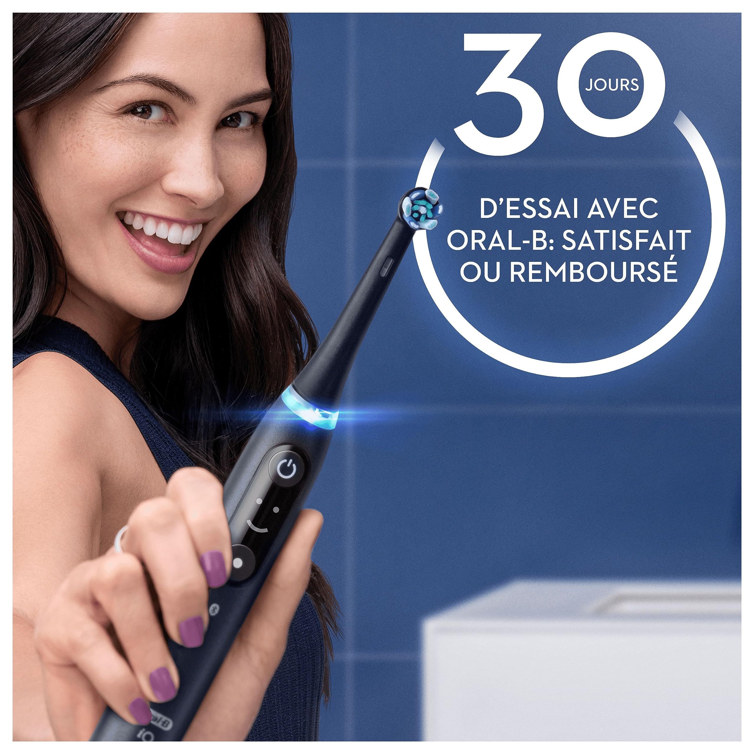 Oral-B iO 7 Duo Brosses À Dents Électriques Noire Et Blanche, Le Capteur De Pression Pour Protéger Les Gencives, Lot De 2 Manches, Des Accessoires, 2 Brossettes Rondes, 1 Chargeur, 1 Étui De Voyage