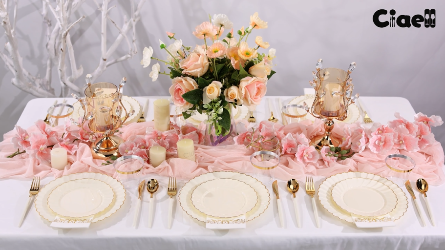 Amazon.com: Ciaell 175 PCS Ivory Scalloped Plastic Plates - Gold