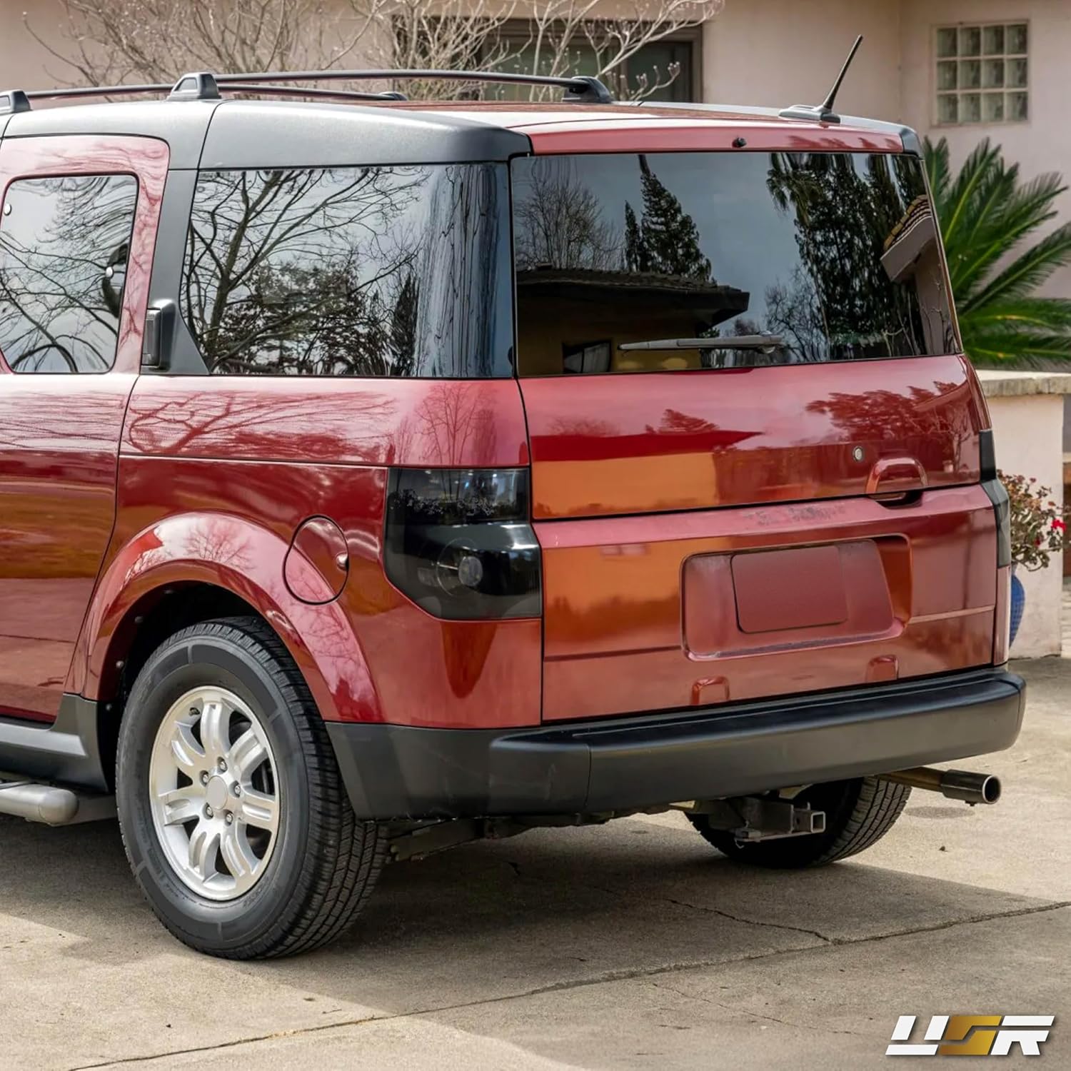 USR 03-08 YH1/YH2 SUV Tail Light – Rear Tail Lamps (Left + Right) Pair - Compatible with 2003-2008 Honda Element Compact SUV All Models/LX/EX (LIGHT SMOKE LENS with BLACK CHROME HOUSING)