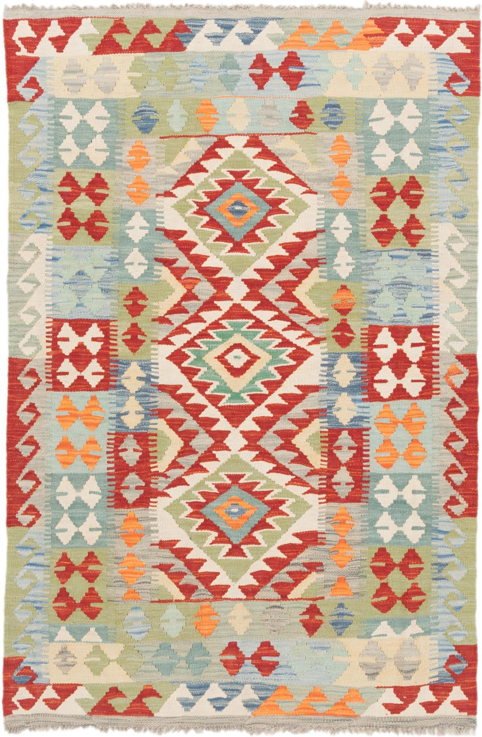 Kilim Afghan 102x153 en laine, le charme d'un tapis d'orient chargé d'histoire