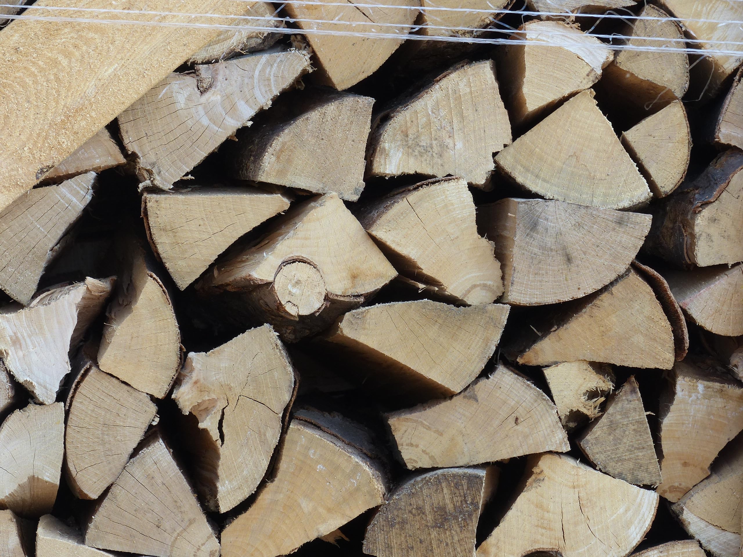 1m³ ? 1,6 SRM Kaminholz Feuerholz Brennholz Buche Holzscheite trocken 7% Premiumqualität (EUR 0,60 / kg)