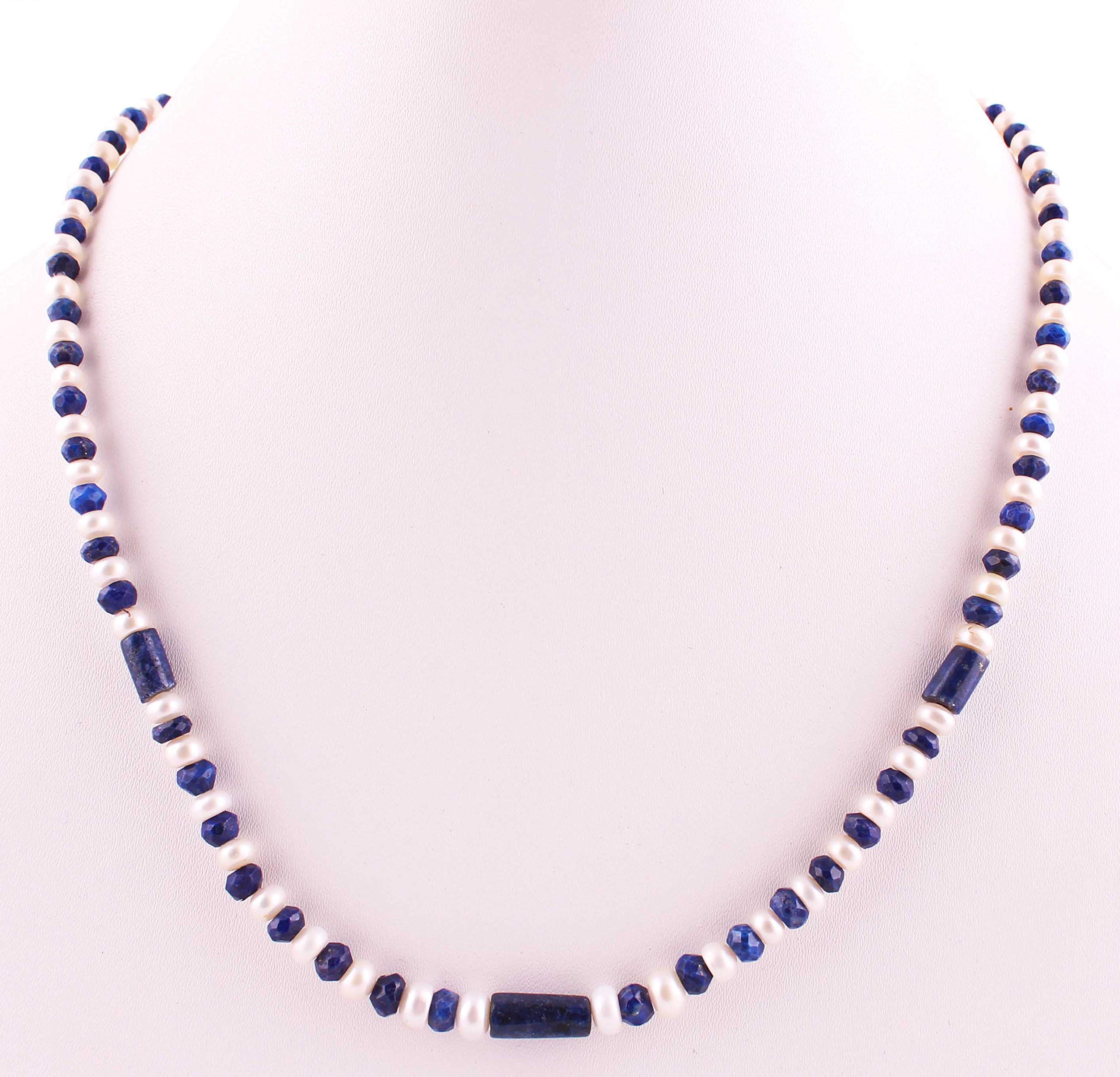 Collana con perline di lapislazzuli e sodalite, perline in