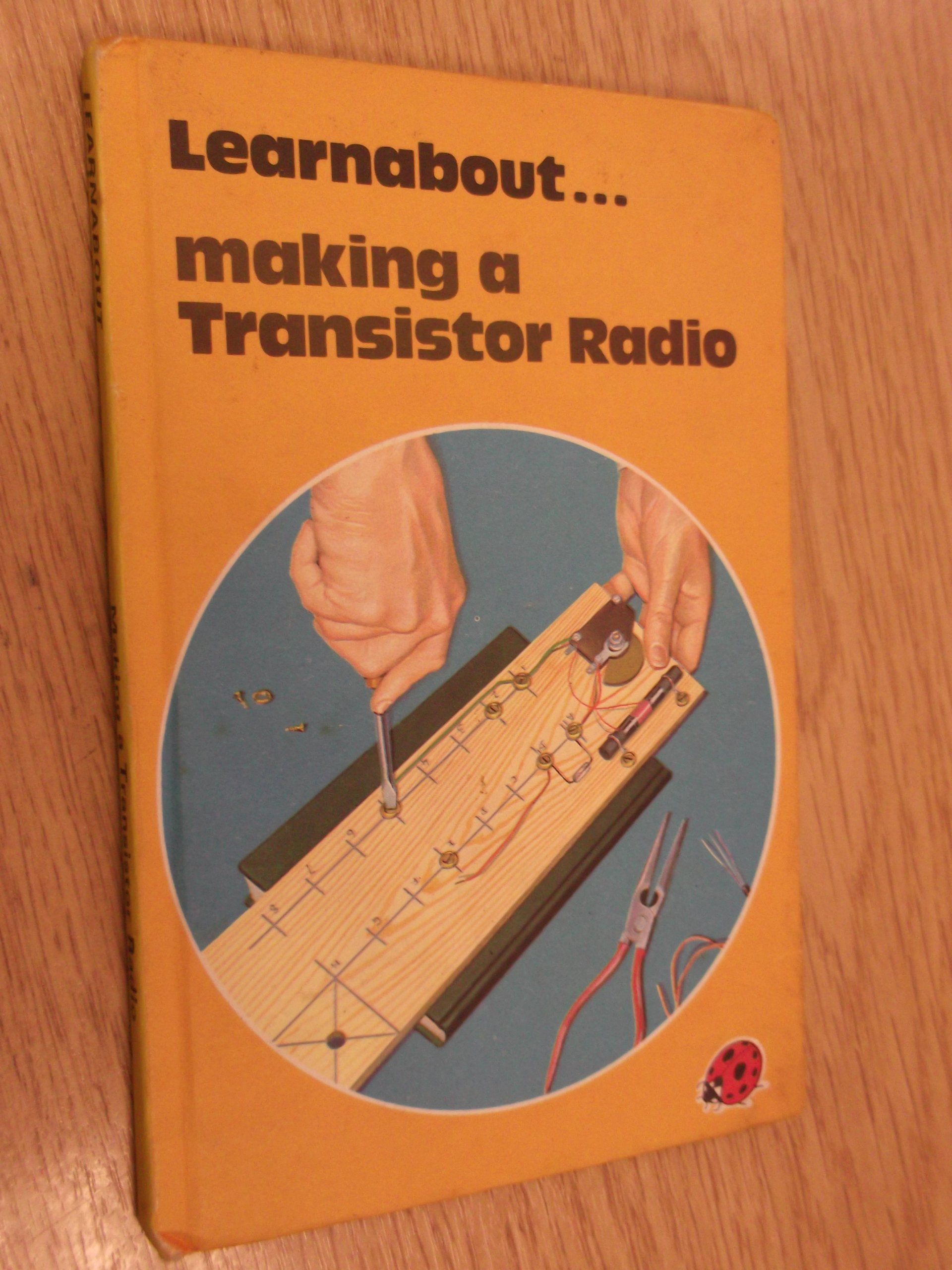 Buy Making a Transistor Radio — BookShops.in