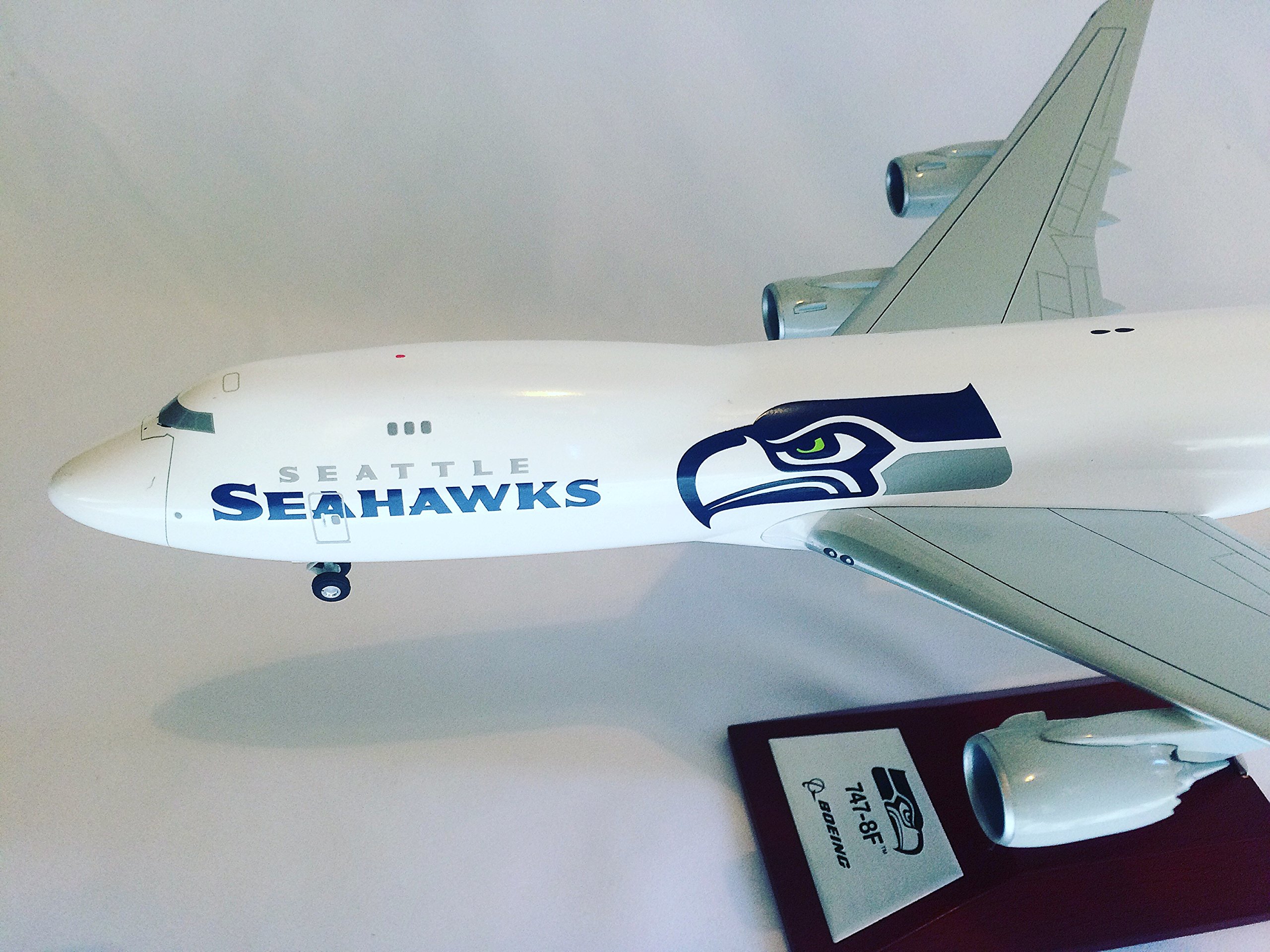 ボーイング747-8F　スケール1/200　シアトルシーホークス ボーイング747-8F スケール1/200 シアトルシーホークス - メルカリ