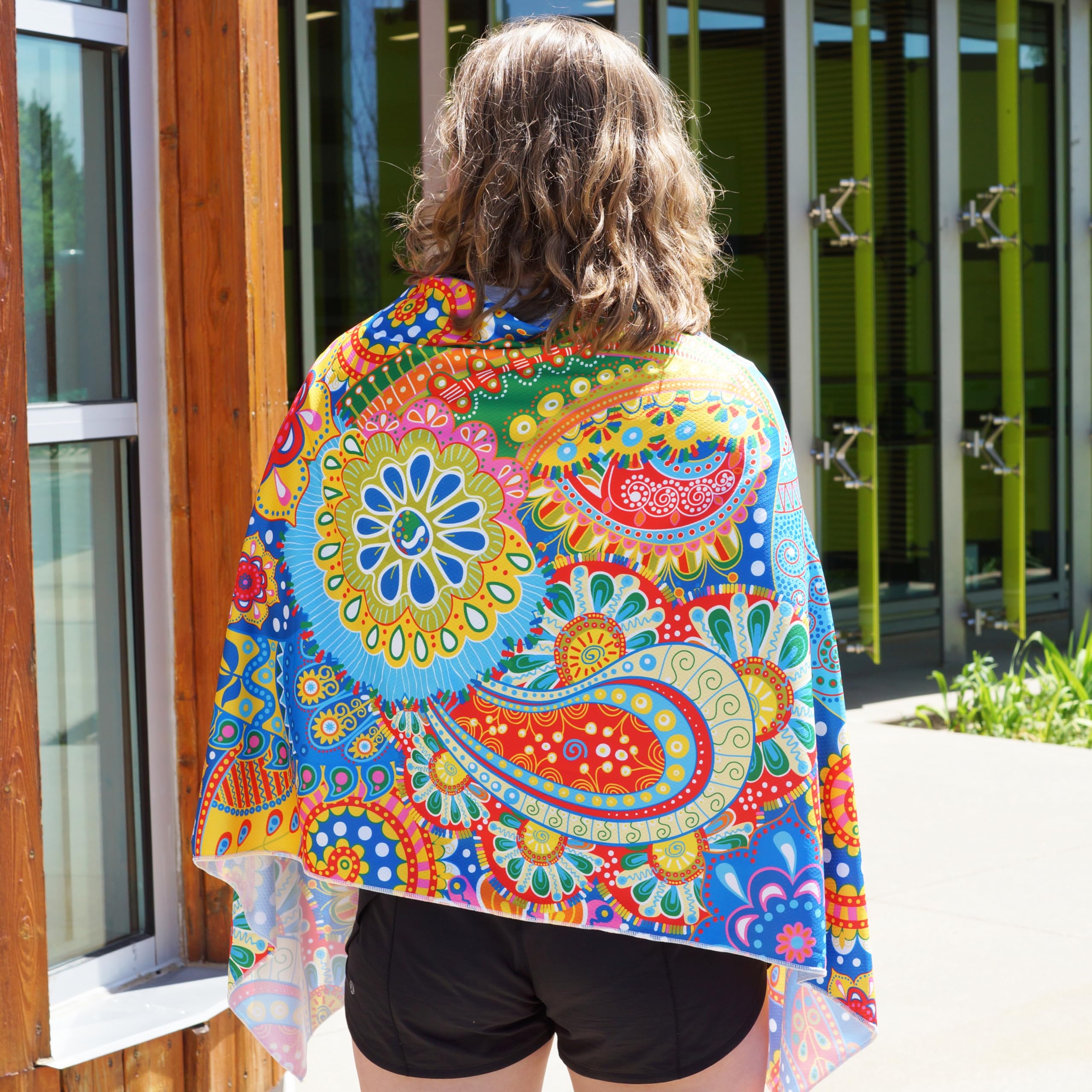 SHAKEitCOOL Large Cooling Shawl - Instant Heat Relief for Outdoor Events