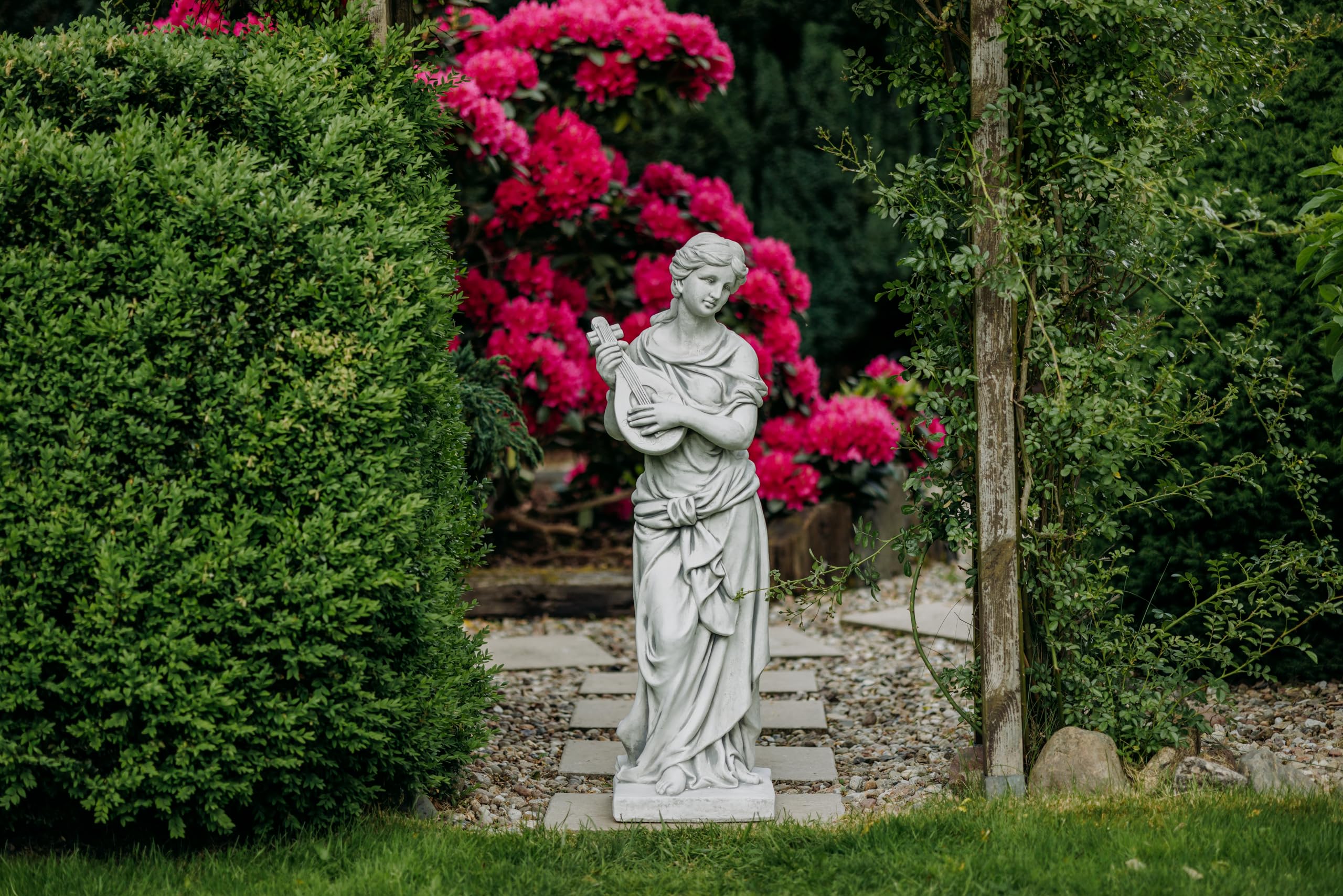 gartendekoparadies.de Statue der Euterpe mit Mandoline, Steinfigur, H. 117 cm, 98 kg, Grau, frostsicher aus Steinguss für Außenbereich