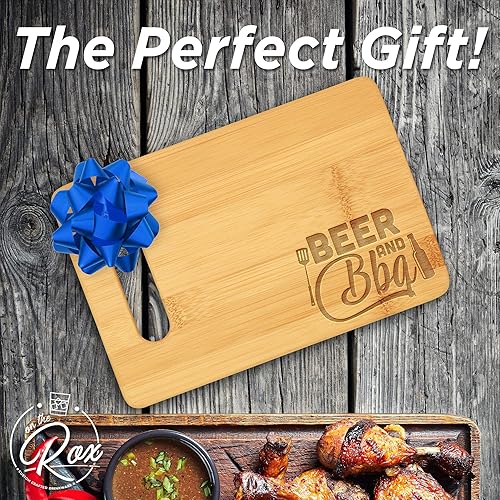 Miniatura 3 de On The Rox Regalos para papá  Tabla de cortar cerveza y barbacoa (9 x 6 pulgadas)  Regalos personalizados para papá para hombres  Tabla de bambú