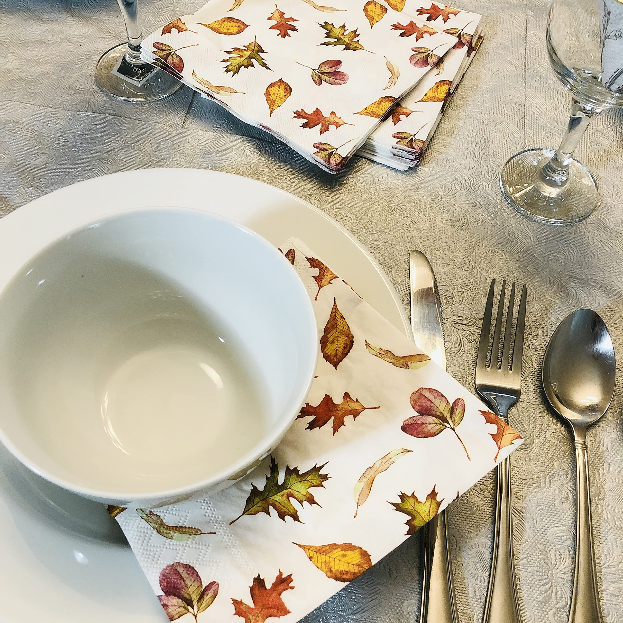 16 Stück Weihnachtsservietten Mit Stechpalmen-Design – Festliche Papierservietten Für Die Festtagstischdeko