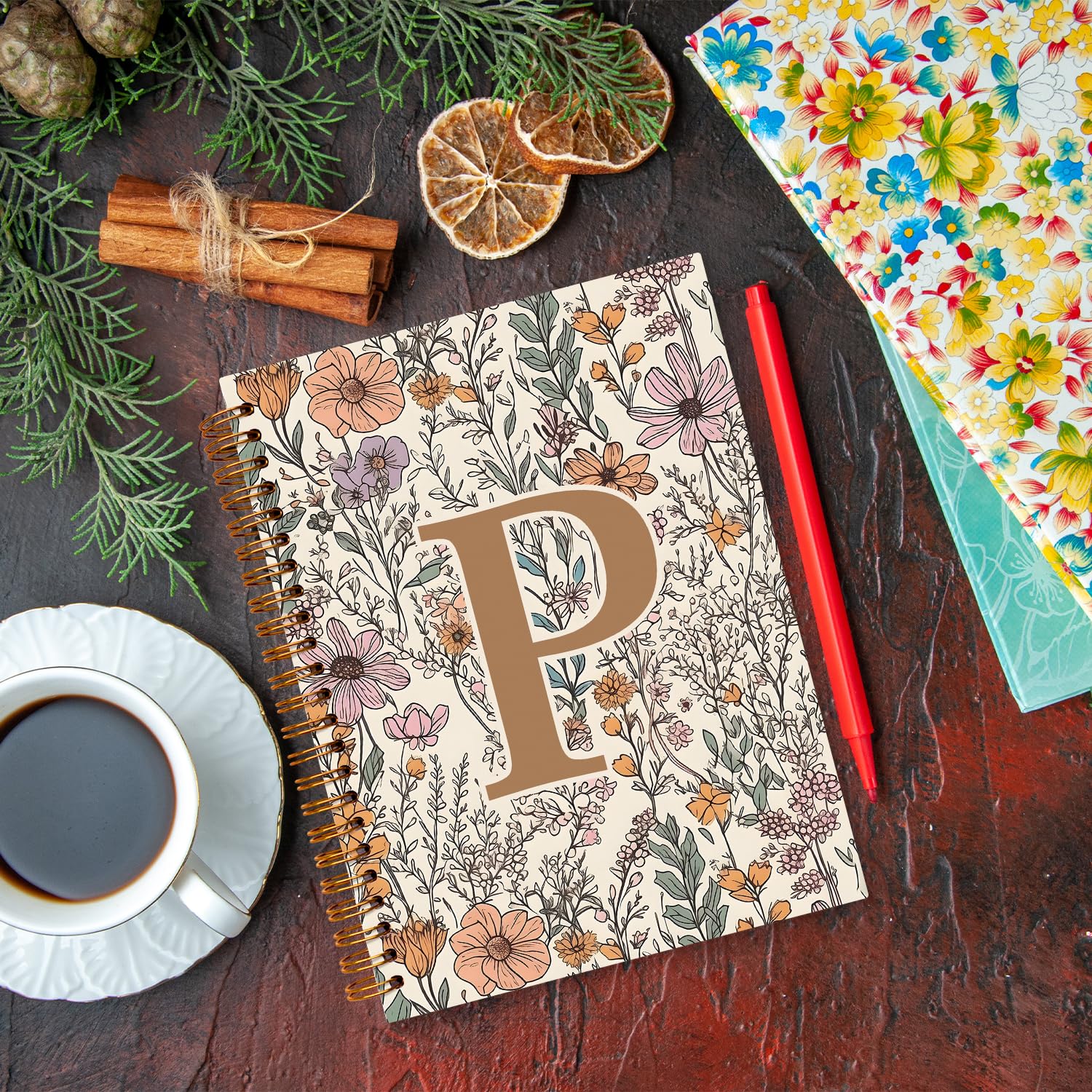 JXREQ Spersonalizowany notatnik w stylu vintage, boho, inicjał litery P, notatnik, monogram, prezenty dla kobiet, artykuły biurowe, kwiat, spiralny zeszyt