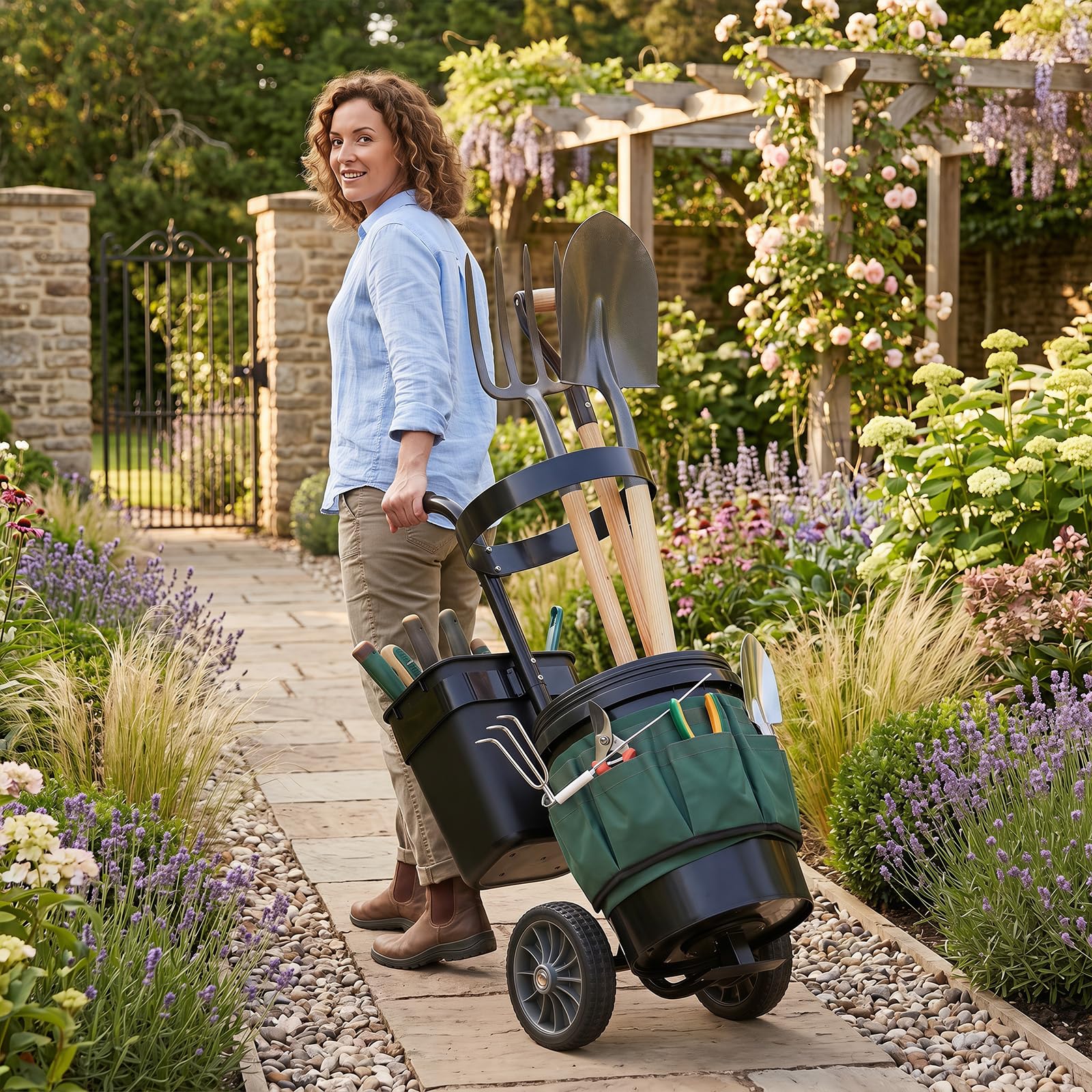 HOMASIS Carrello da Giardino 30L in Metallo per Giardinaggio e Pulizia | Secchio, Bidone e Tasche, 2 Ruote Porta Utensili e Foglie, Carrellino Verticale per Cortile e Terrazza