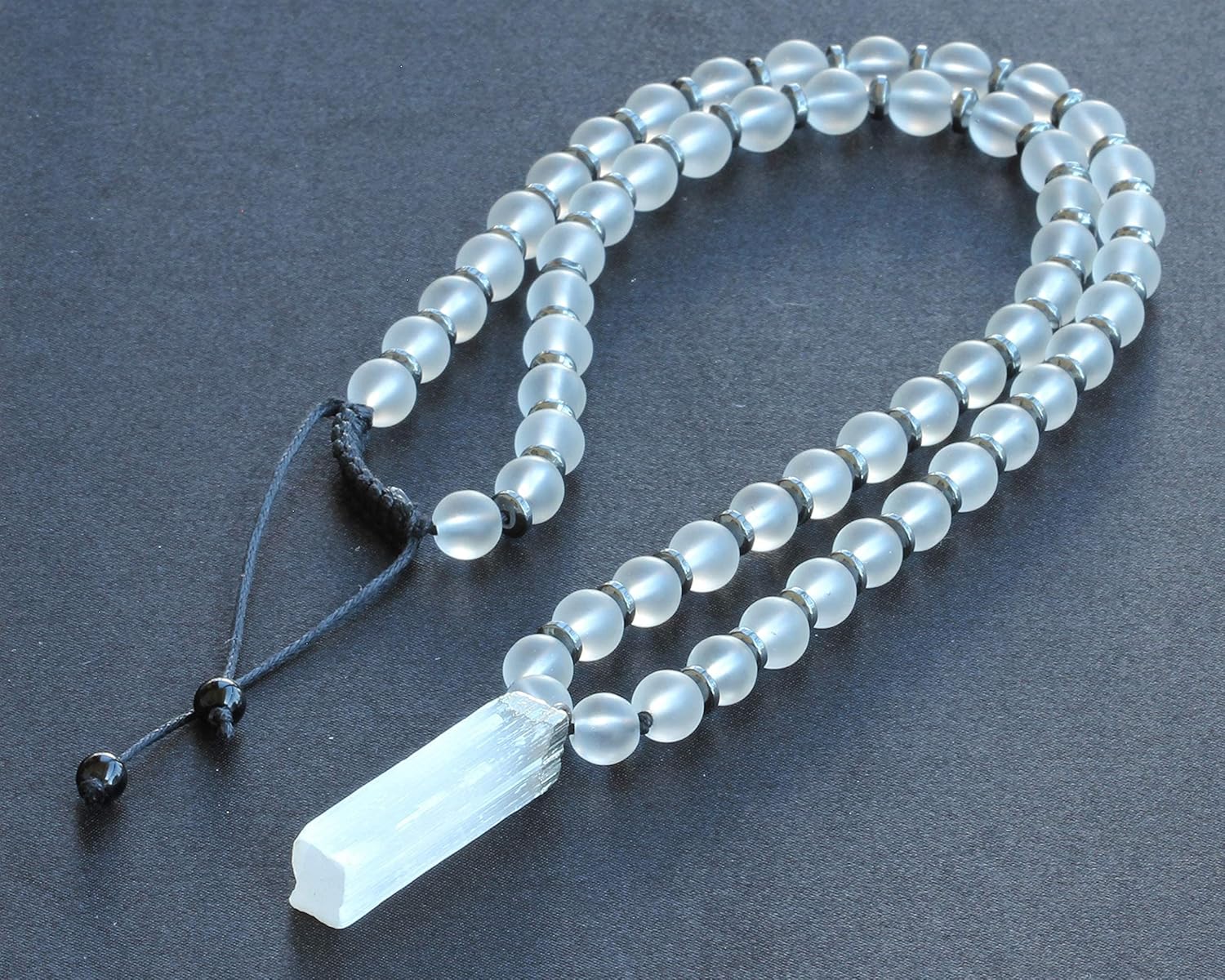 Natural Raw Selenite Pendant Necklace Natural Quartz Beads Macrame Beaded Necklace Adjustable Long Necklace Women's Necklace