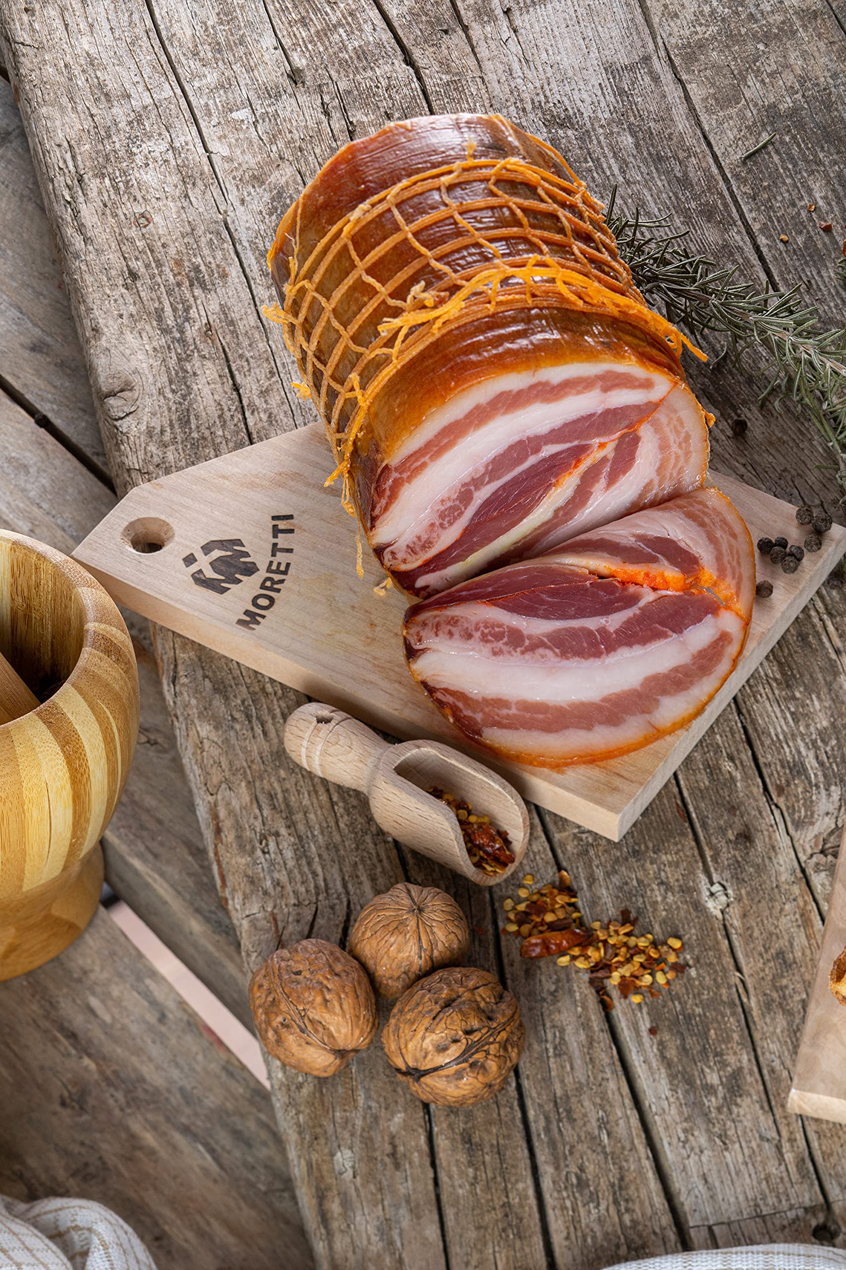 Moretti® Pancetta Arrotolata Piccante | 800g/900g Sottovuoto | Salume Tipico Calabrese Leggermente Piccante | Essiccato Artigianale | Prodotto In Calabria