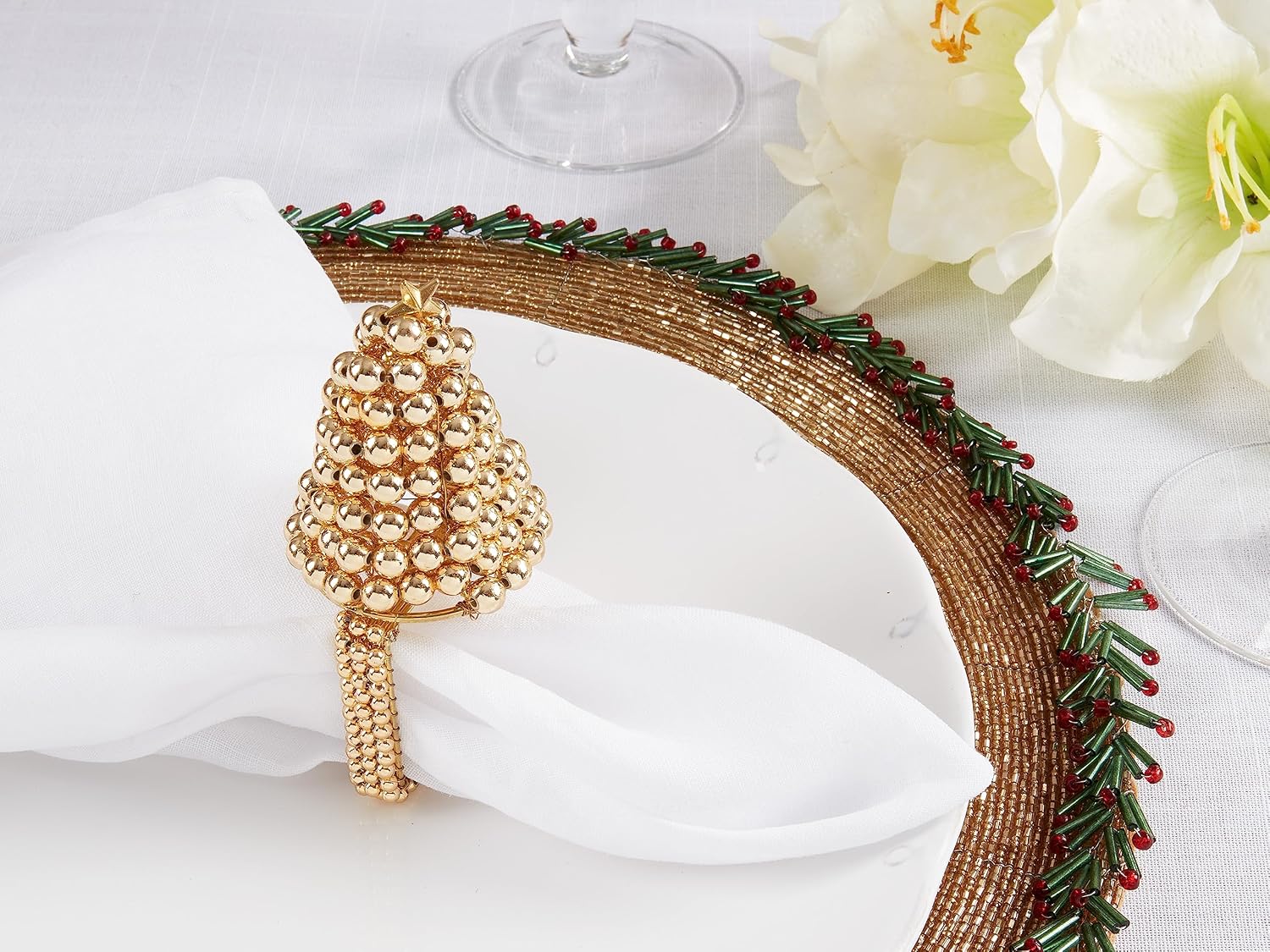 Saro Lifestyle Pearl Christmas Tree Napkin Rings (Set of 4), Gold