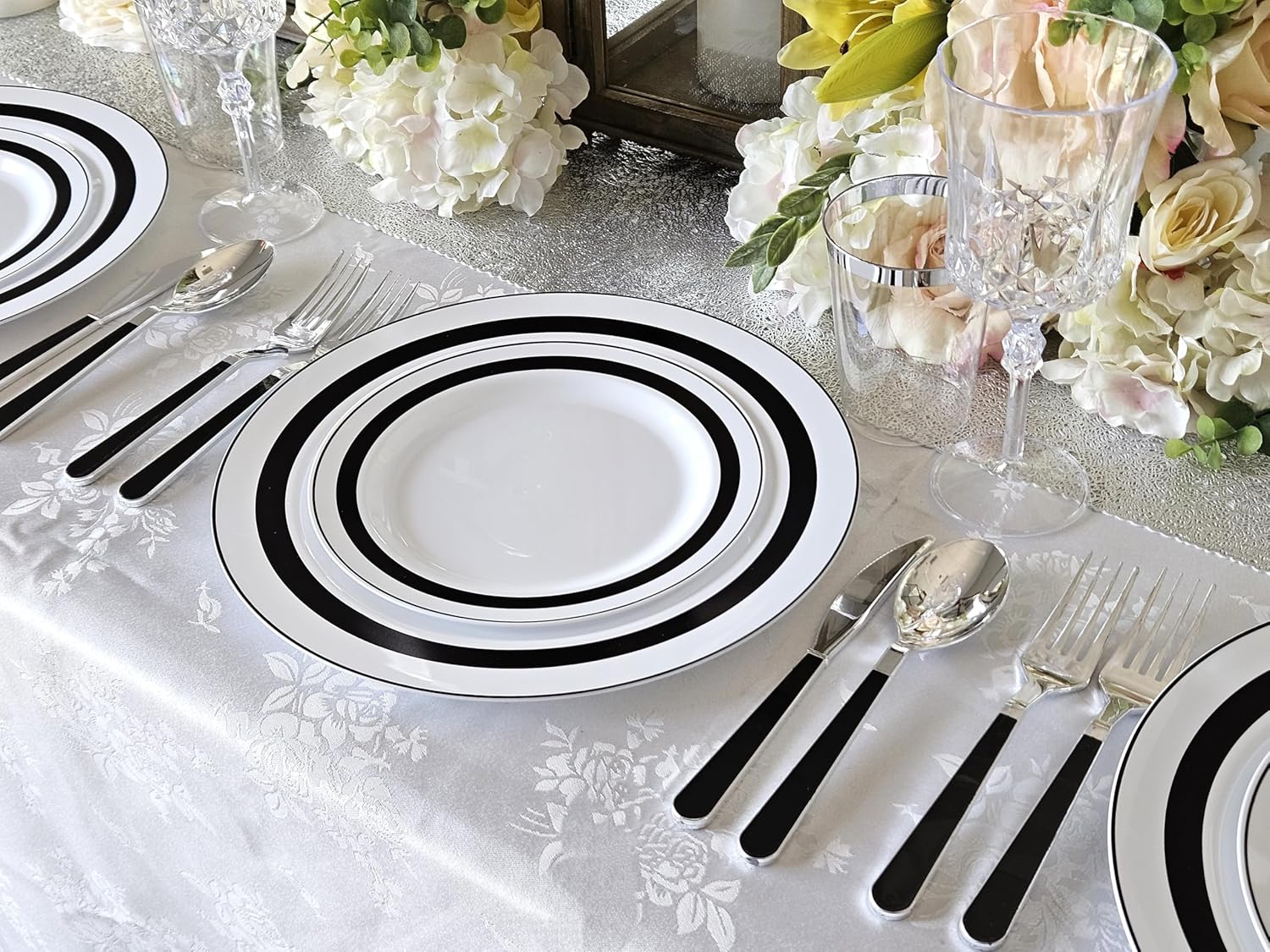 " OCCASIONS " 120 Plates Pack, Heavyweight Disposable Wedding Party Plastic Plates (7.5'' Appetizer/Dessert Plate, Soleil White & Black)