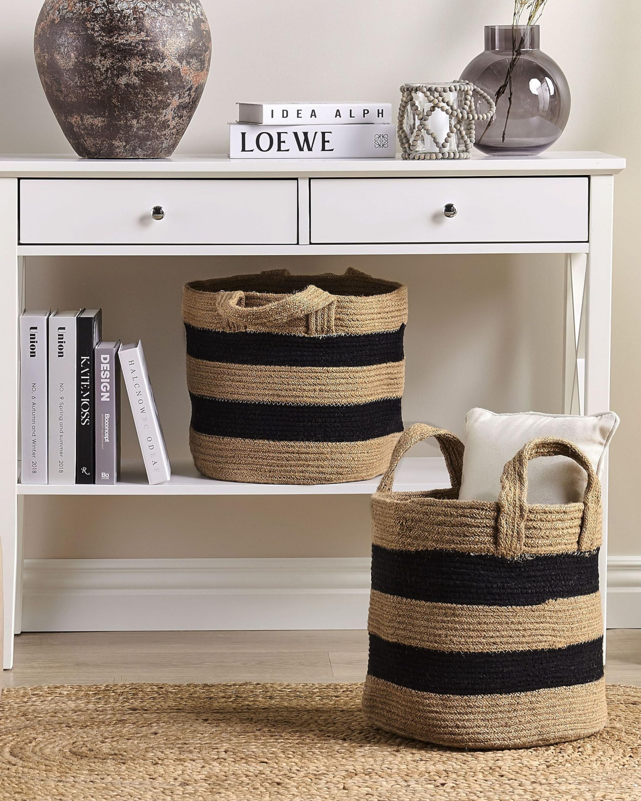 Korb Set aus 2 beigen und schwarzen Jute Körben mit Boho Muster Gerede