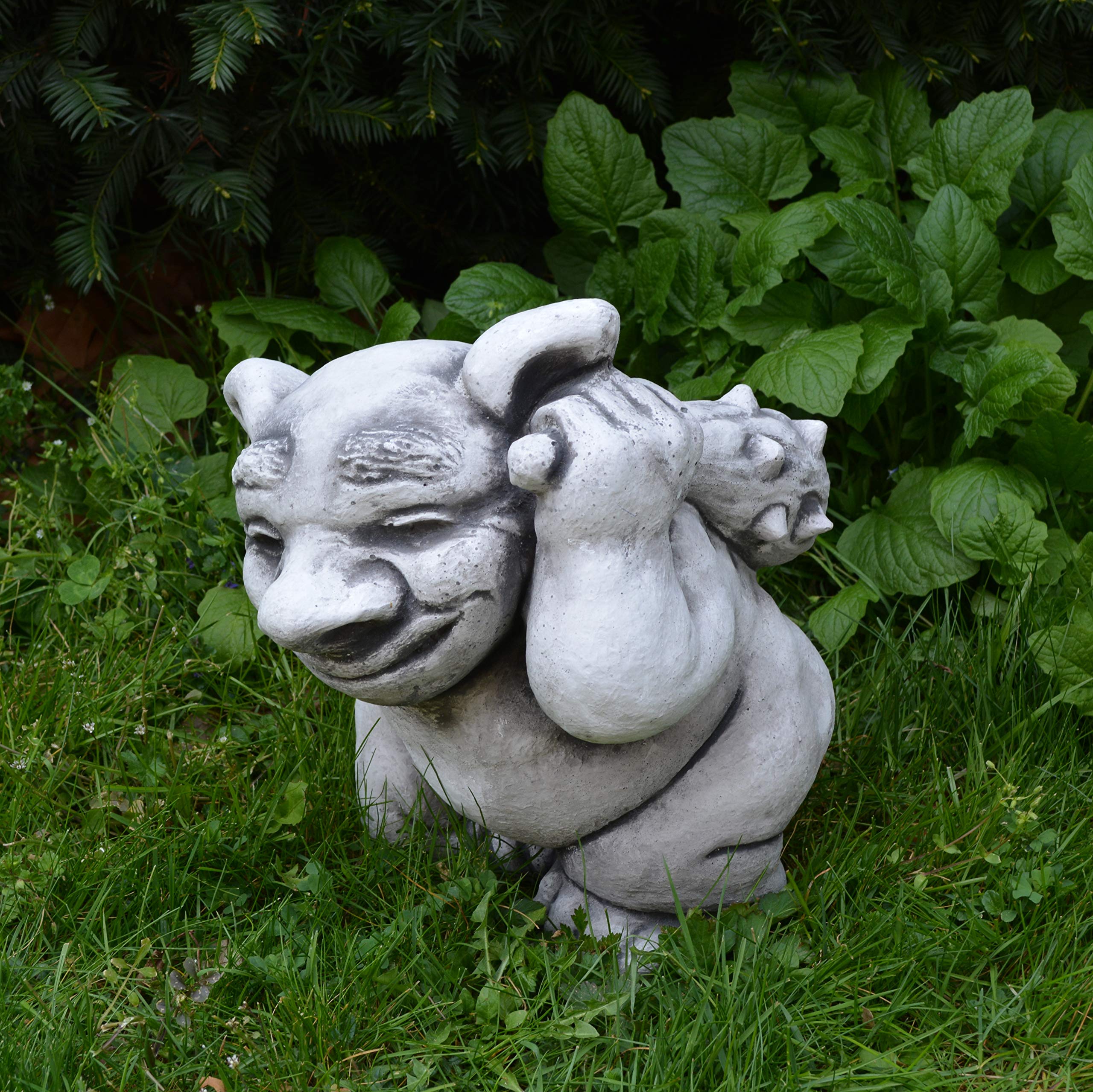 gartendekoparadies.de Massive Steinfigur lustiger XXL Troll Modell Neandertaler, Höhe 30 cm, Grau, 15 kg, Figur aus Steinguss frostsicher für den Außenbereich