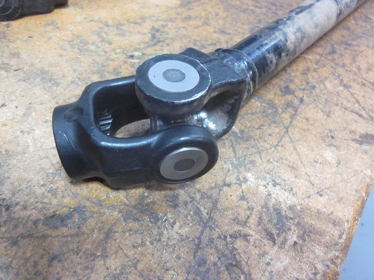 Polaris Ranger RZR Sportsman Rear Prop Shaft Front Yoke w/U joint - 1350039