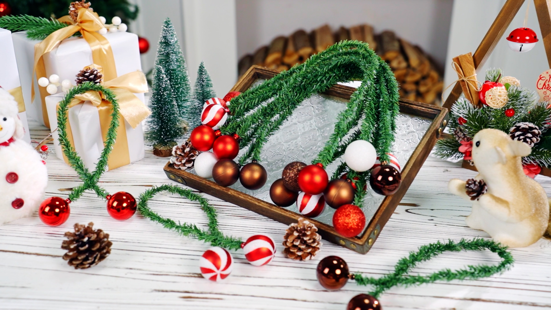 Amazon.com: Dingion 4 Pcs Mini Christmas Wreath 8.6 Inch Small