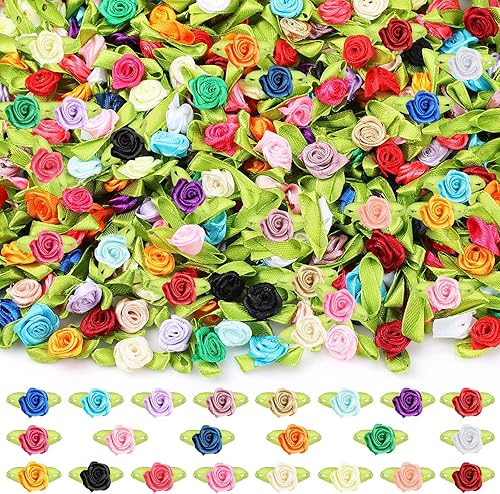 500 piezas de mini cinta de satén para manualidades, cinta multicolor pequeña, lazos de rosas, pequeñas flores de tela artificial con hojas verdes