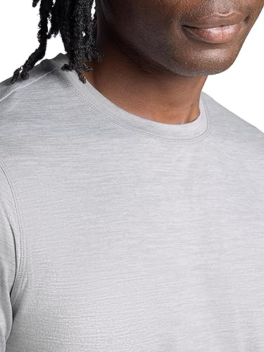 Vista 4 de Gaiam Camiseta básica de cuello redondo para hombre, ajuste estándar, material elástico de peso medio