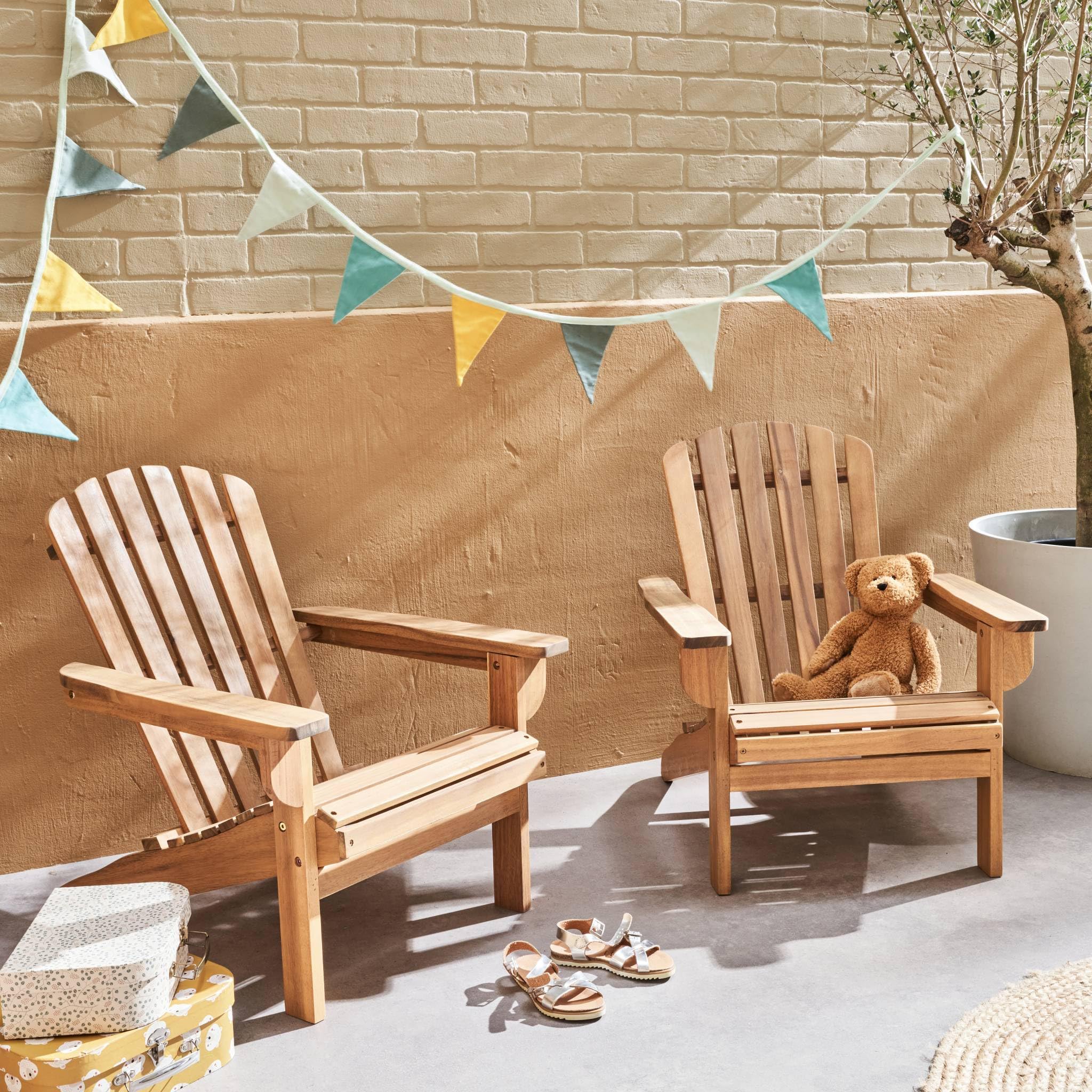 sweeek - Lot de 2 fauteuils en Bois d'acacia Adirondack pour Enfant. Salon de Jardin Enfant Couleur Teck Clair