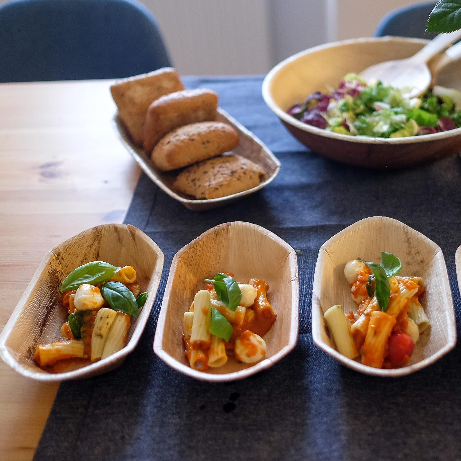 Suреr Bіg Clеаrаnсе! Naturally Chic Palm Leaf Trays – 8 Inch Food Boat - Bamboo Like, Eco Friendly, Disposable, Compostable and Biodegradable Serving Platters for Charcuterie Boards, Catering and Parties 🔥 Flаѕh Sаlе Naturally Chic Palm Leaf Trays – 8 Inch Food Boat - Bamboo Like, Eco Friendly, Disposable, Compostable and Biodegradable Serving Platters for Charcuterie Boards, Catering and Parties