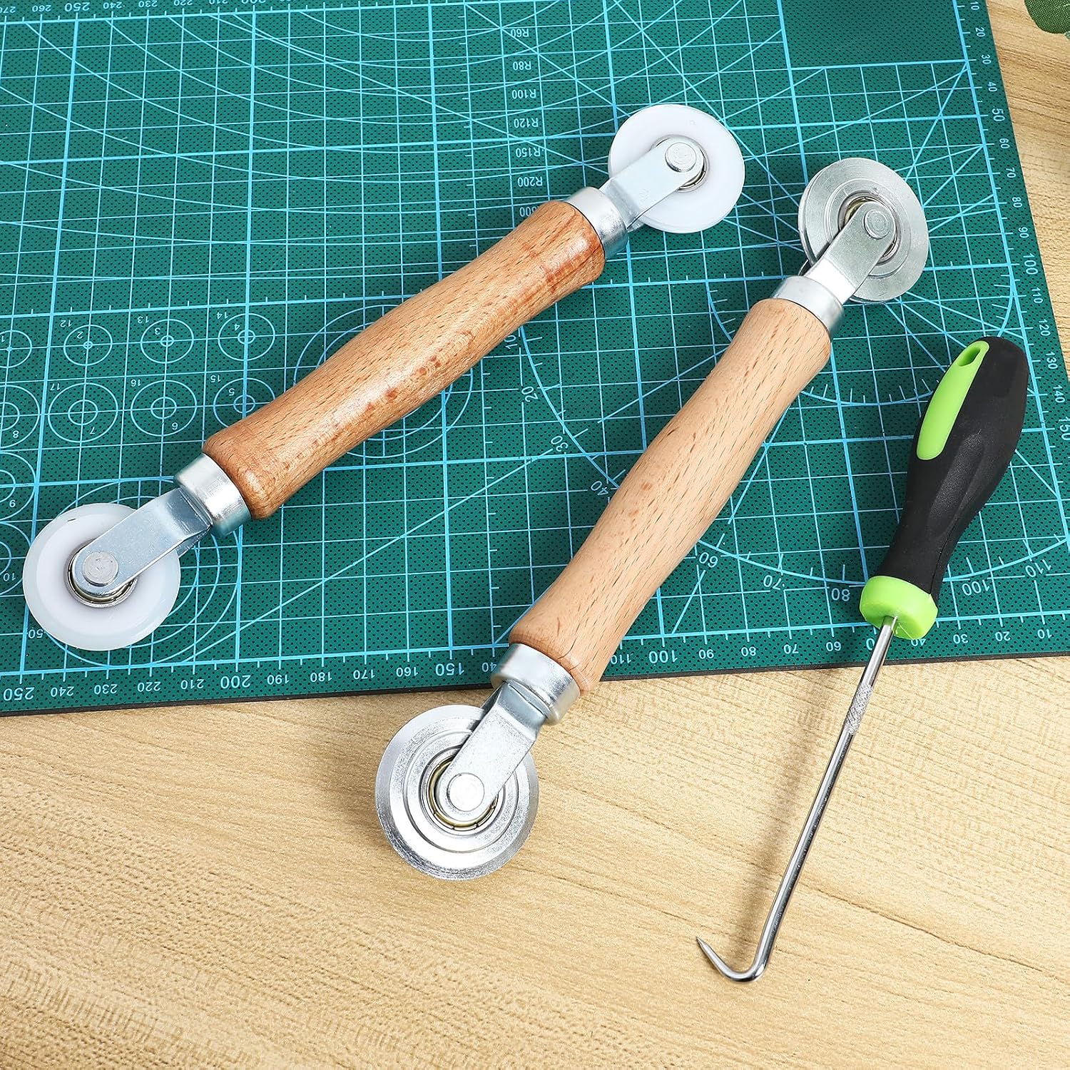 SEWACC Screen Roller Tool and Spline Removal Hook Set, Aluminum Alloy and Nylon Rollers with Upgraded Green Hook for Window Screen Installation and Repair Kit