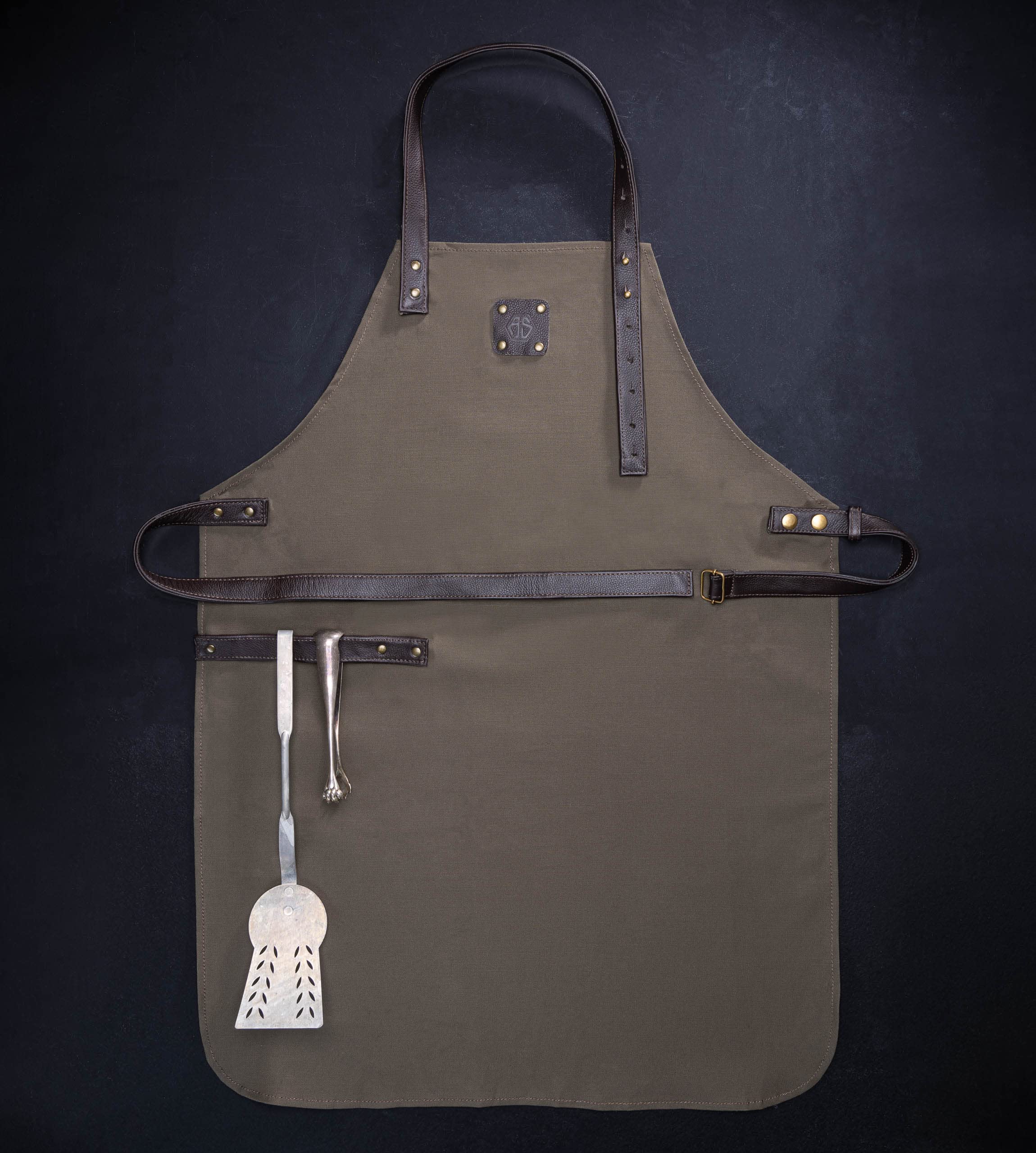 Angus Stoke Grembiule da cucina in tela/cotone – Grembiule da barbecue variabile con cinghie in pelle – Grembiule da cuoco Dylan, verde scuro, Taglia unica
