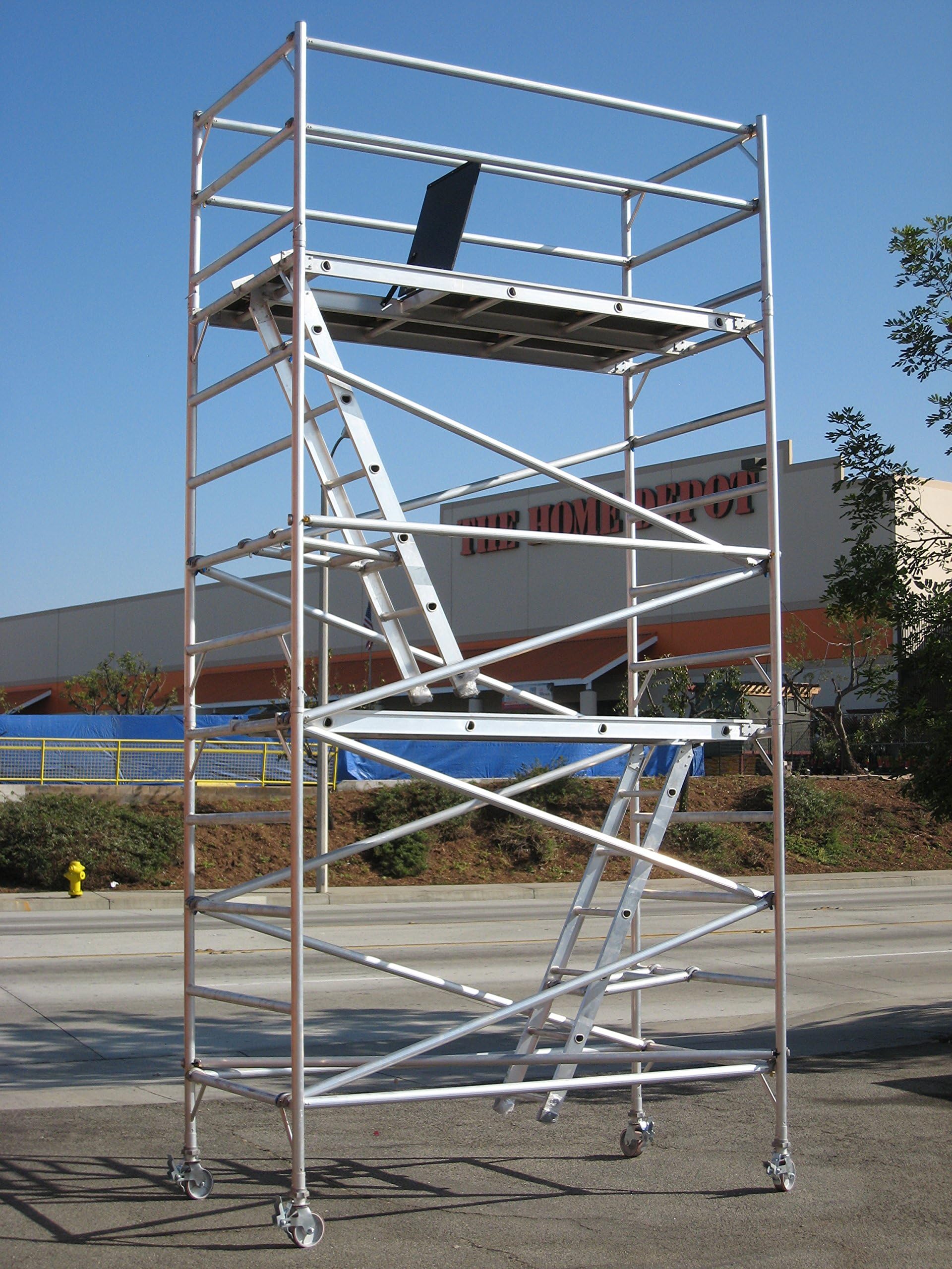 CBM SCaffold 2" Aluminum Utility Scaffold Rolling Tower 14' Deck Height