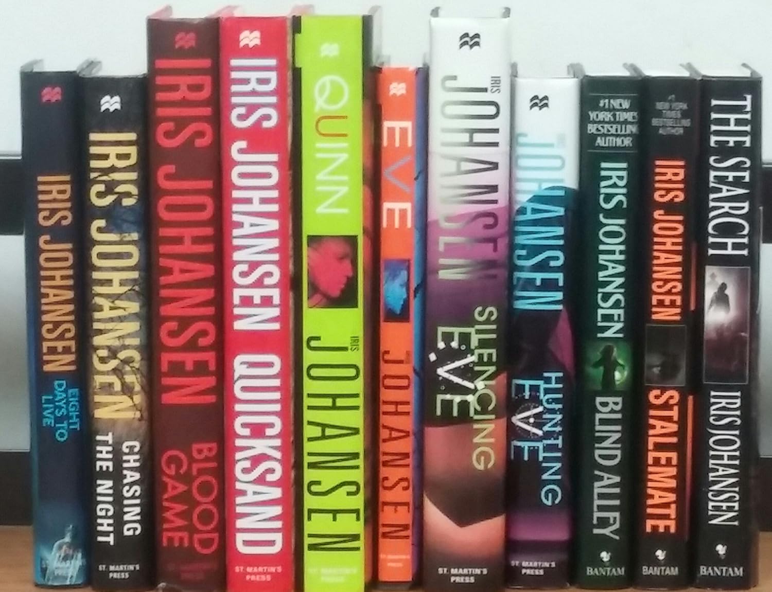 11 volumes of Eve Duncan Series set Iris Johansen Books