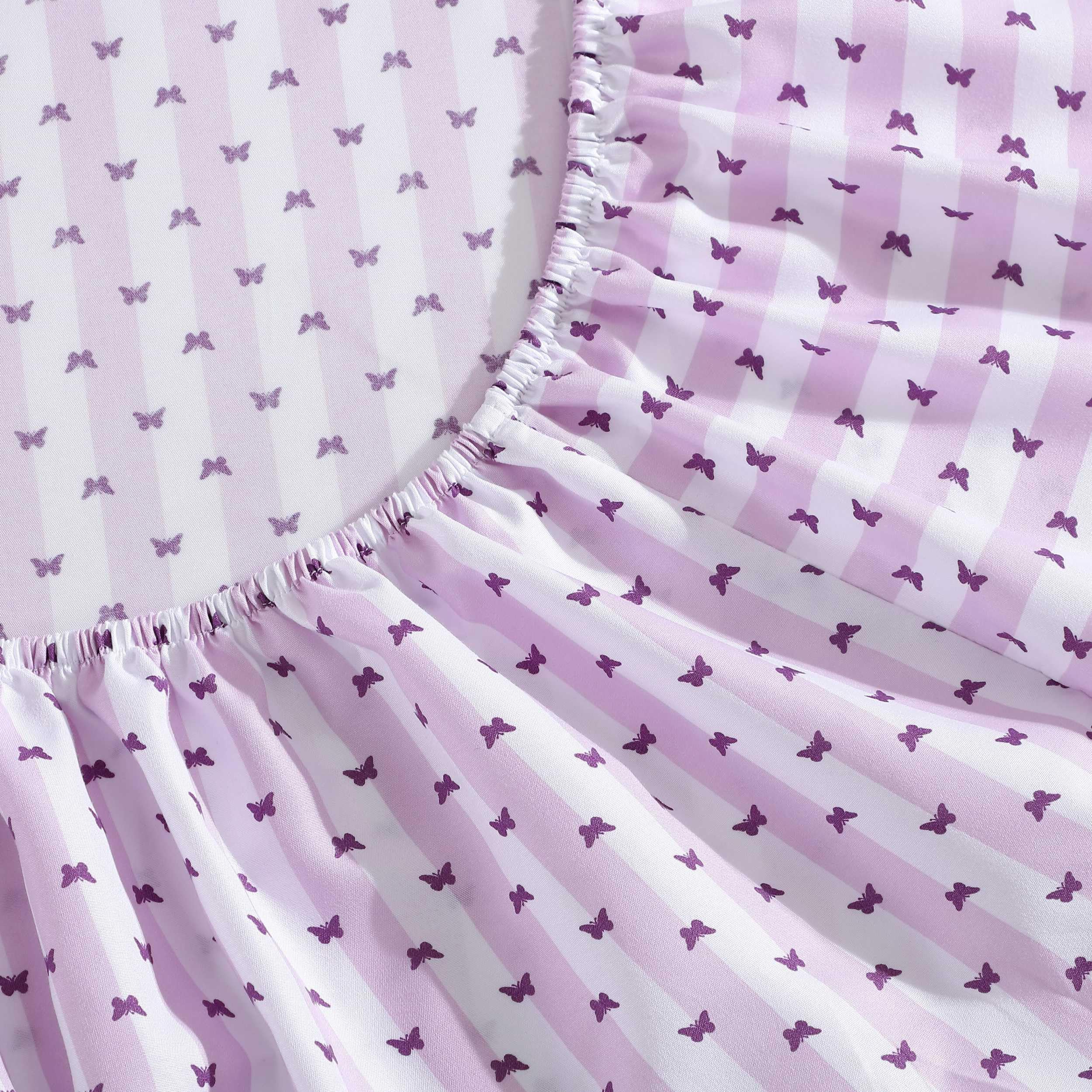 Betsey Johnson - Lenzuola per letto matrimoniale XL, morbide e leggere, resistenti allo sbiadimento e alle pieghe, chic Room Essentials (viola a righe farfalle, Twin XL