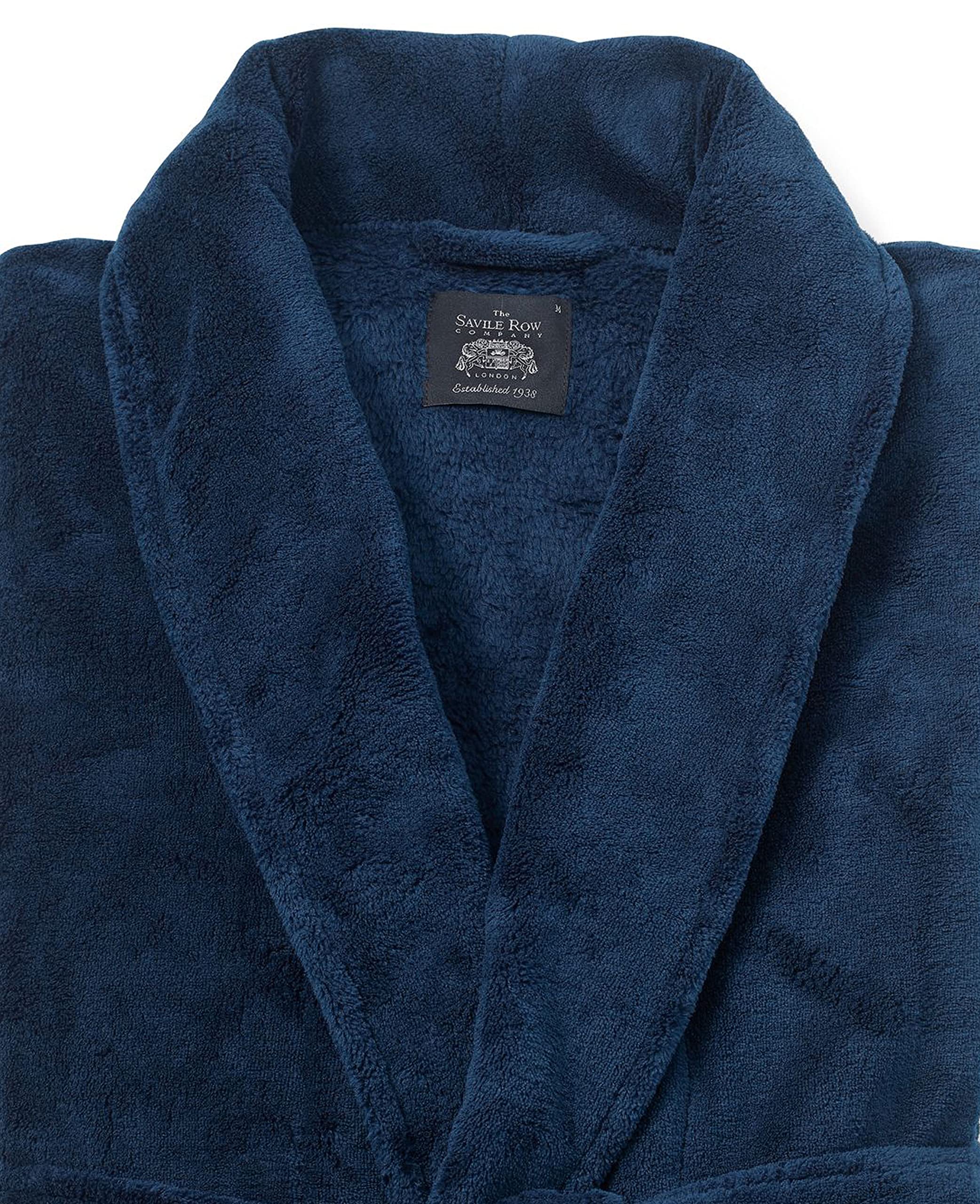 THE SAVILE ROW COMPANY LONDON Men's Lightweight Super Soft Warm Fleece Dressing Gown — view 2