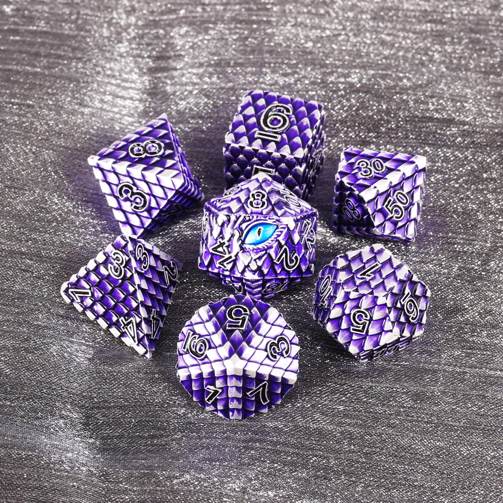 Zestaw metalowych kości D&D, 7 szt. smoczej łuski, metaliczny zestaw kości DND, metalowe kości Dragon Eye z wspaniałym etui prezentowym do gry stołowej Dungeons i Dragon (fioletowa skala smoka i