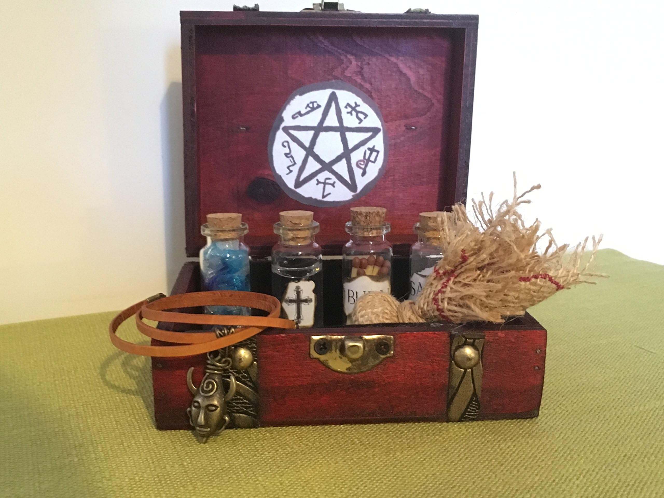 Supernatural - Medium Hunter Starter Kit