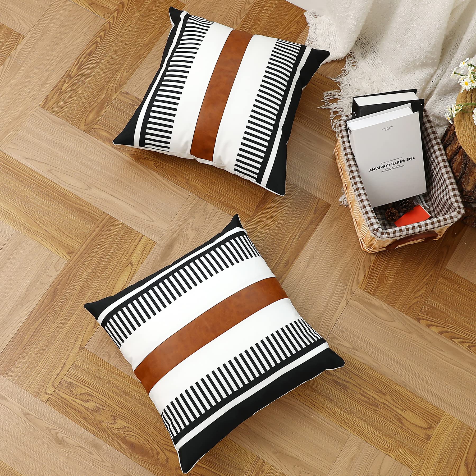 Set Di 2 Federe Per Cuscini In Finta Pelle – 45x45 Cm – Colore Nero – Impermeabili E Facili Da Pulire