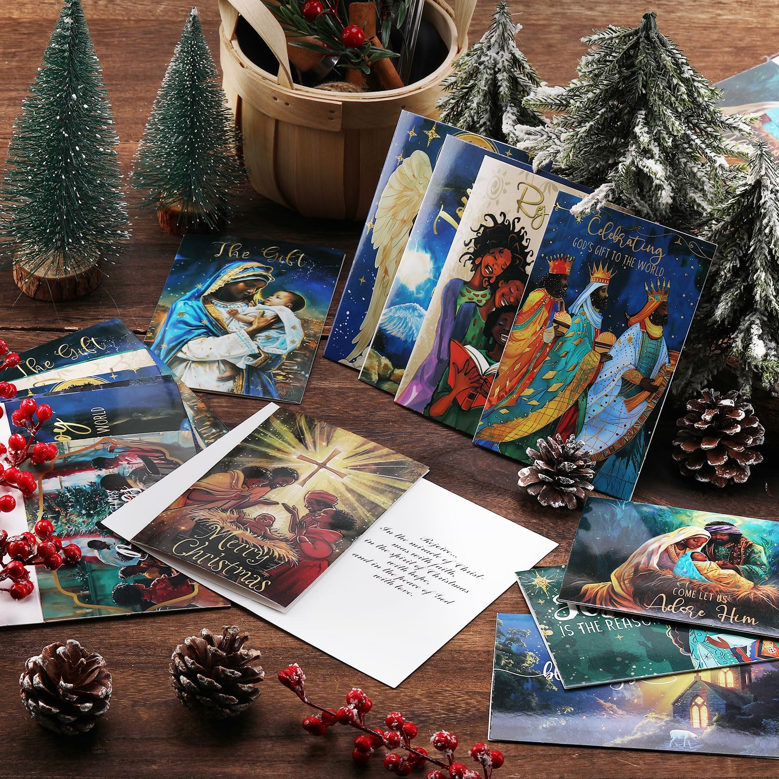 Motiskyy 50 tarjetas de Navidad religiosas afroamericanas surtidas a granel con escrituras cálidas bendiciones en el interior, ángeles de Papá Noel negro, 10 estilos, tarjetas de felicitación