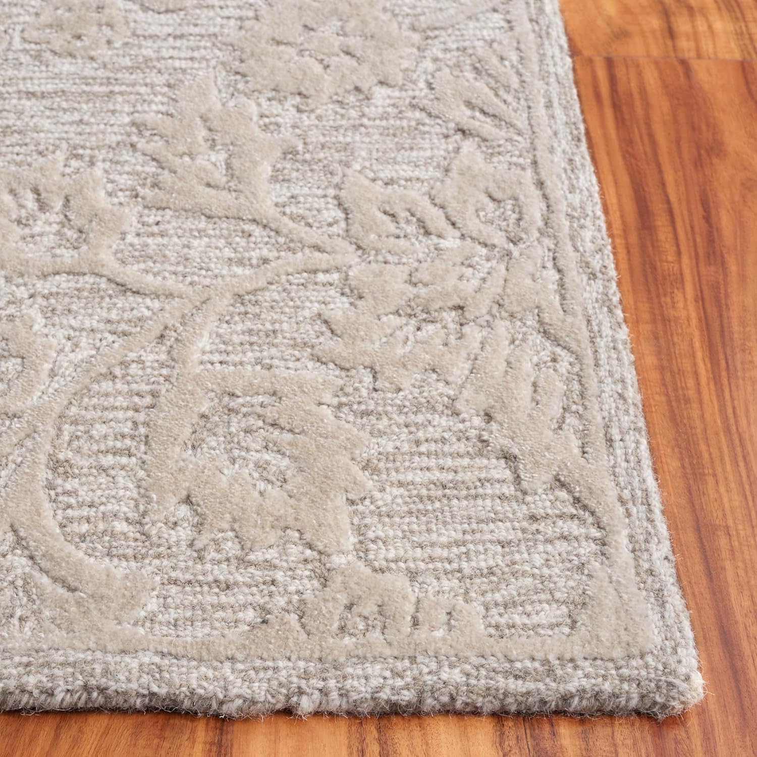 SAFAVIEH Glamour Collection Runner Rug - 2'3" x 9', Beige & Ivory, Floral Design, Handmade Wool & Viscose, Ideal for The Living Room, Bedroom, Dining Room (GLM551B-29)