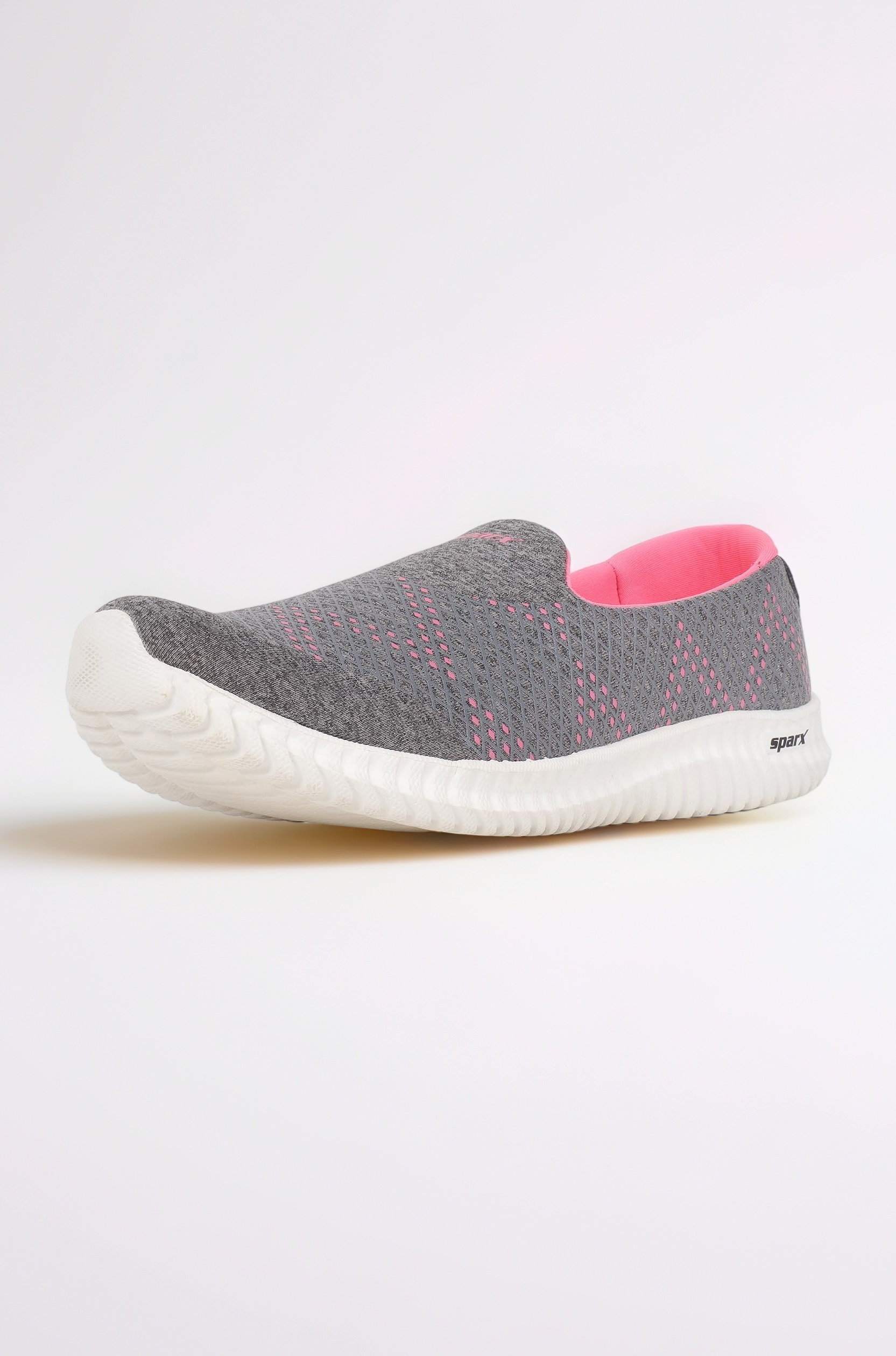 Women Pull On Sneaker Shoes