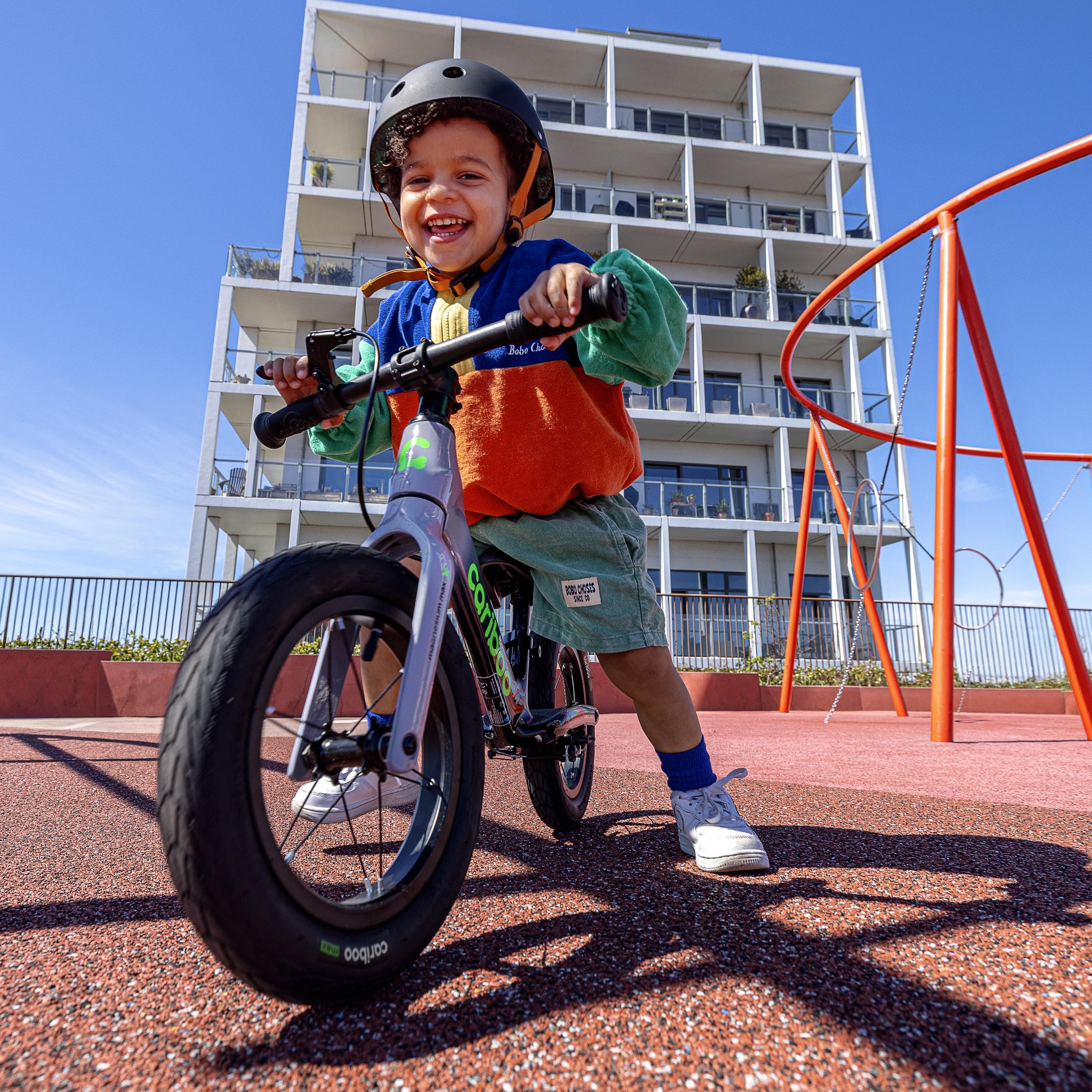 cariboo Bicicleta sin Pedales para Niños Desde 2 años - Ultraligera 3,6 kg - Sillín y Manillar Ajustables - Cuadro de Magnesio, Freno V-Brake - Carga hasta 30 kg - Magnesium MAX