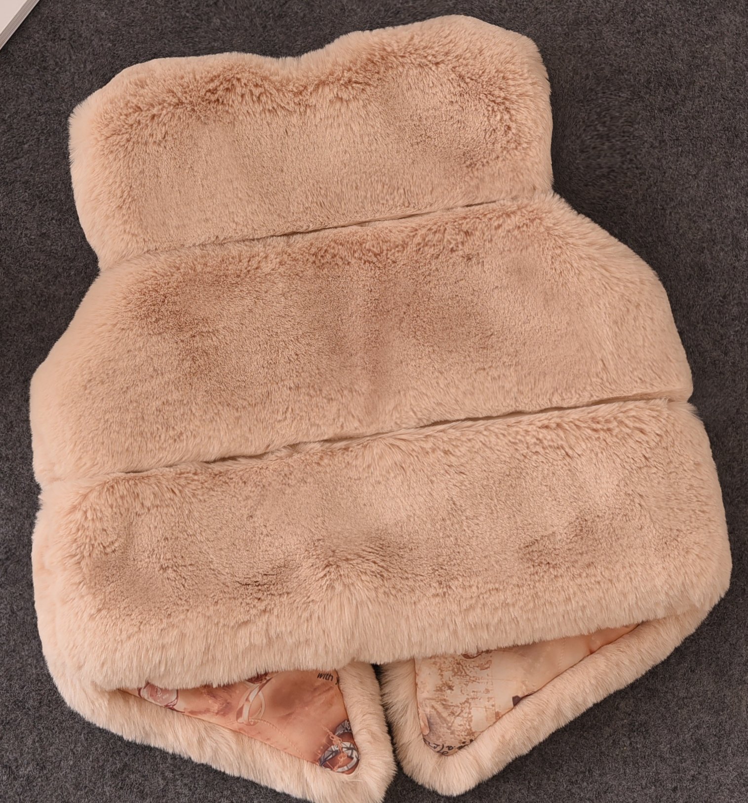 Los niños de otoño e Invierno Faux Fur Chalecos Los nuevos Cabritos imitación Fox Pelo Gilets Abrigos para Las niñas y los niños