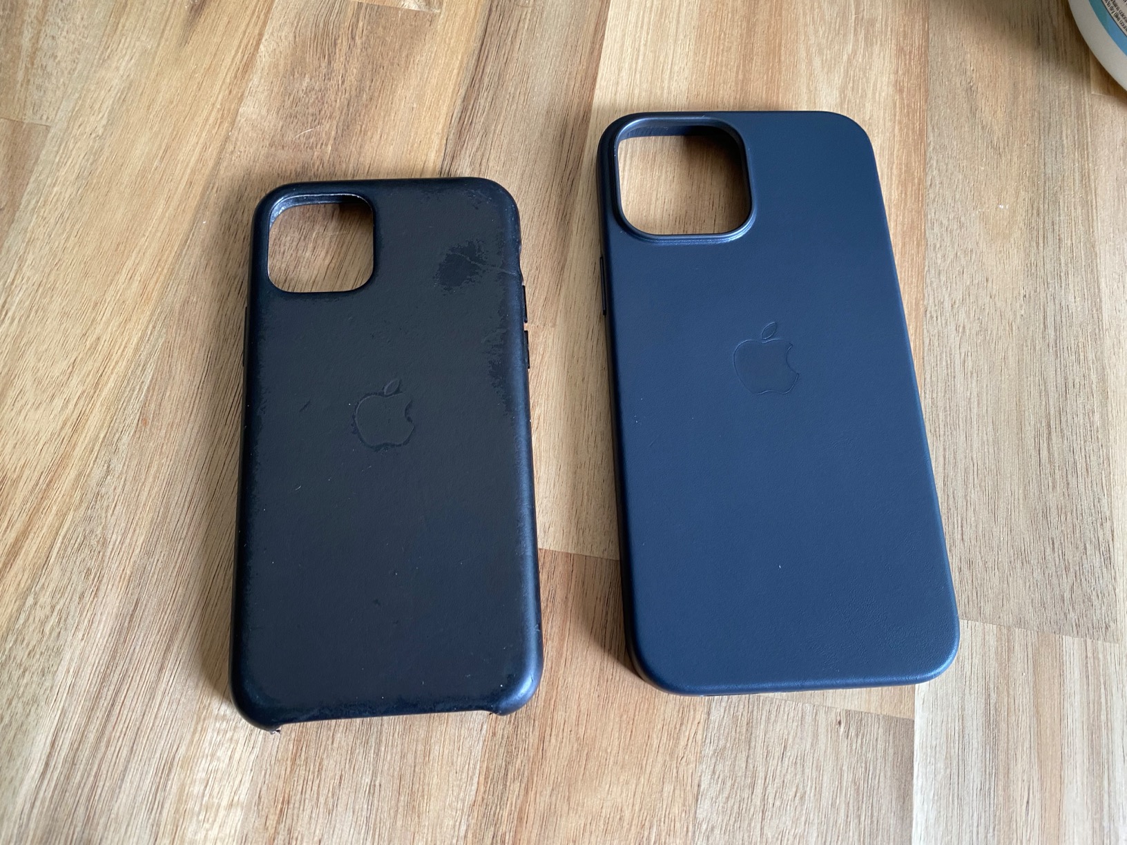 9/mo Finance Apple iPhone 13 Pro Max Leather Case with MagSafe