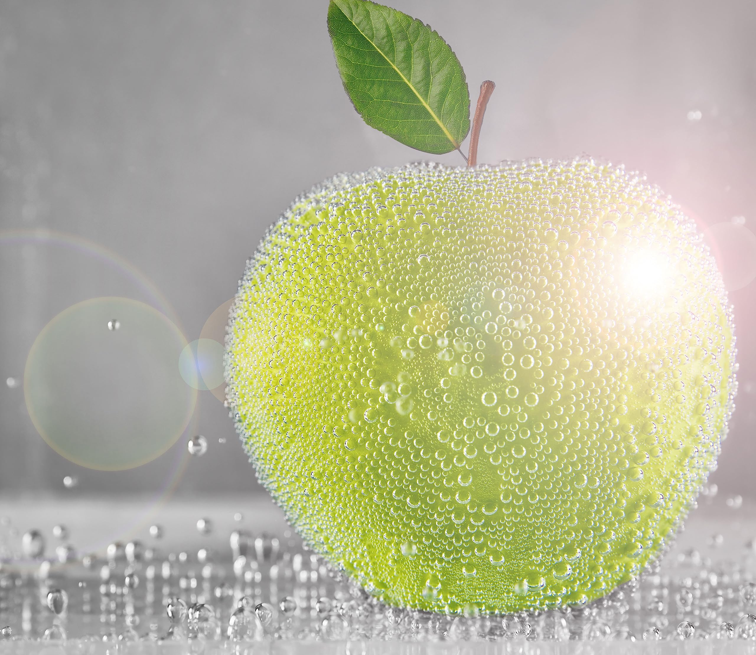 Apfel mit Wasserperlen Herdabdeckplatte & Spritzschutz aus Echtglas | Für Herd-Kochfelder | 60x52 cm